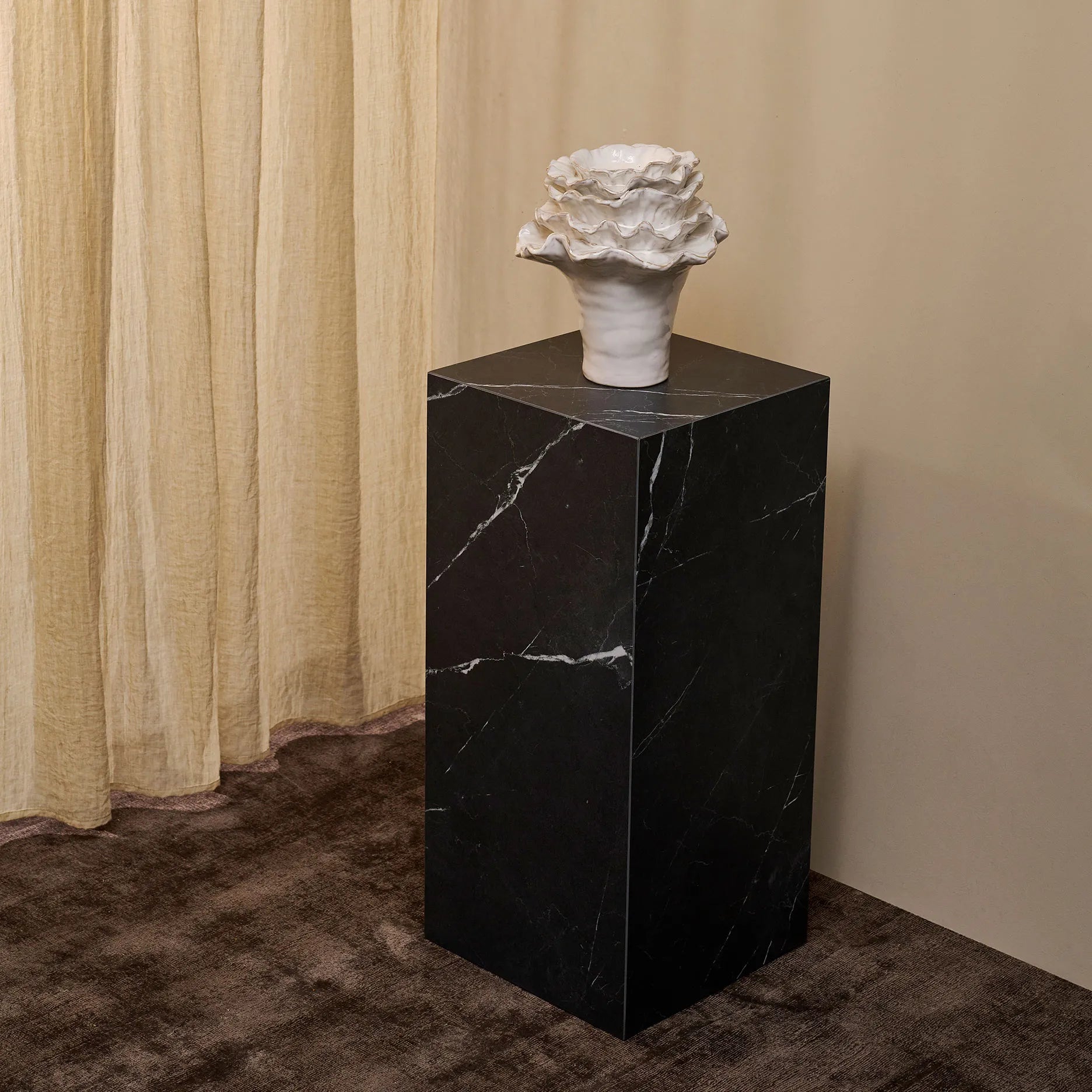 Montes podium H65 cm