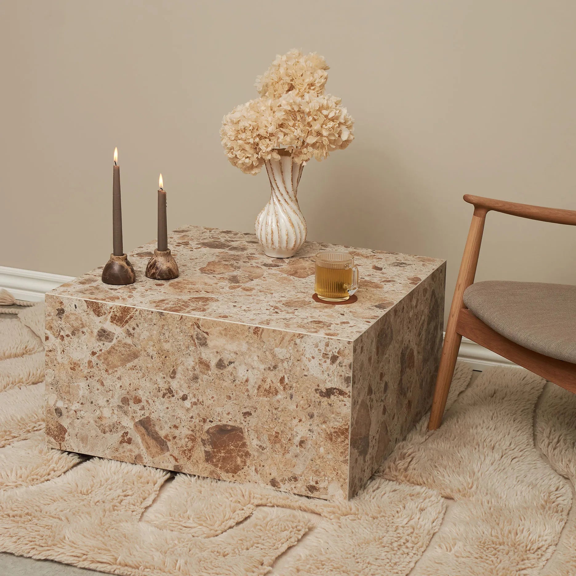 Montes II sofabord 70x70 cm