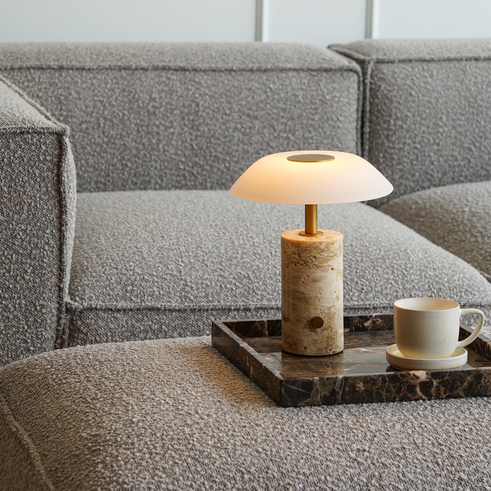 Nero travertin LED lampe