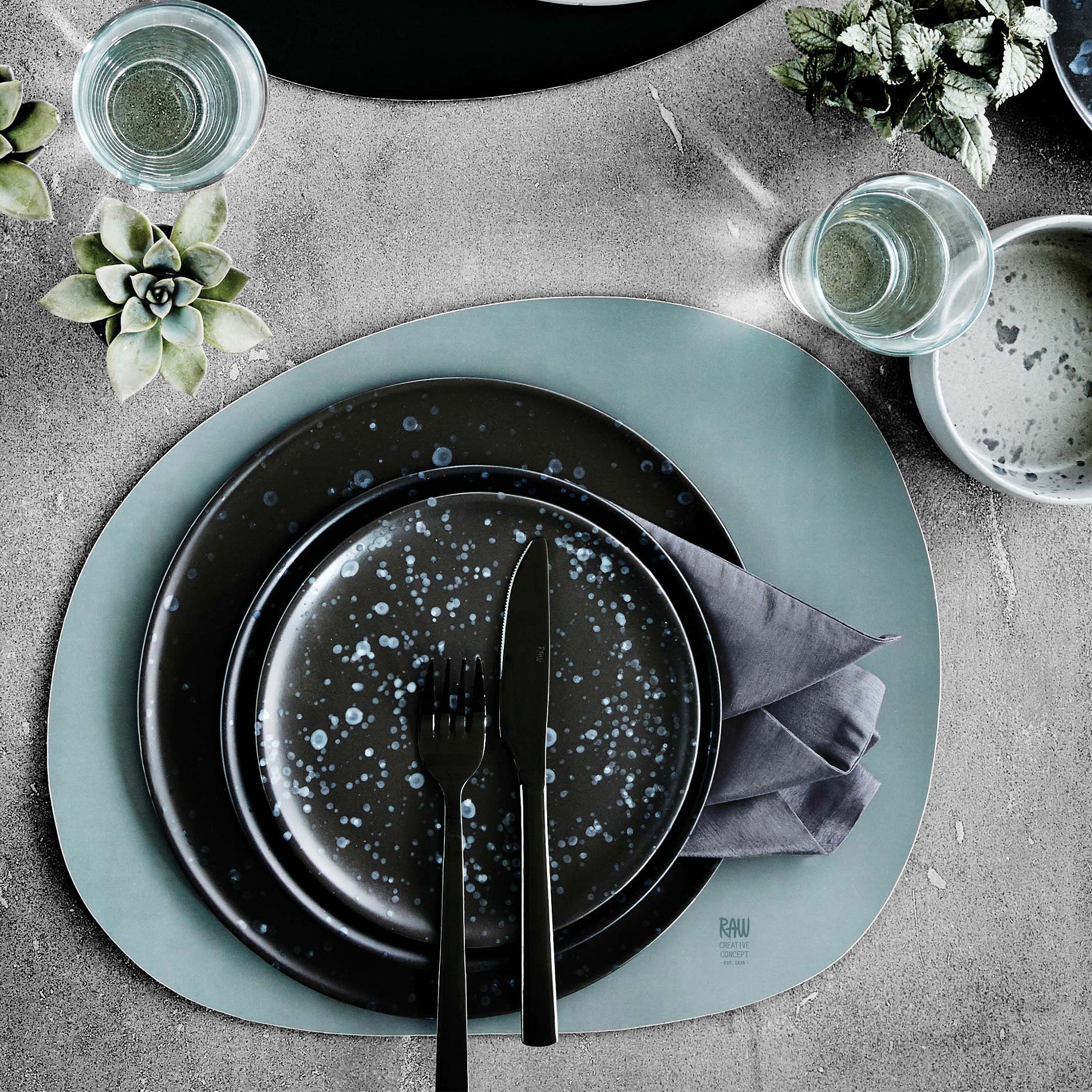 RAW dækkeserviet soft surface green