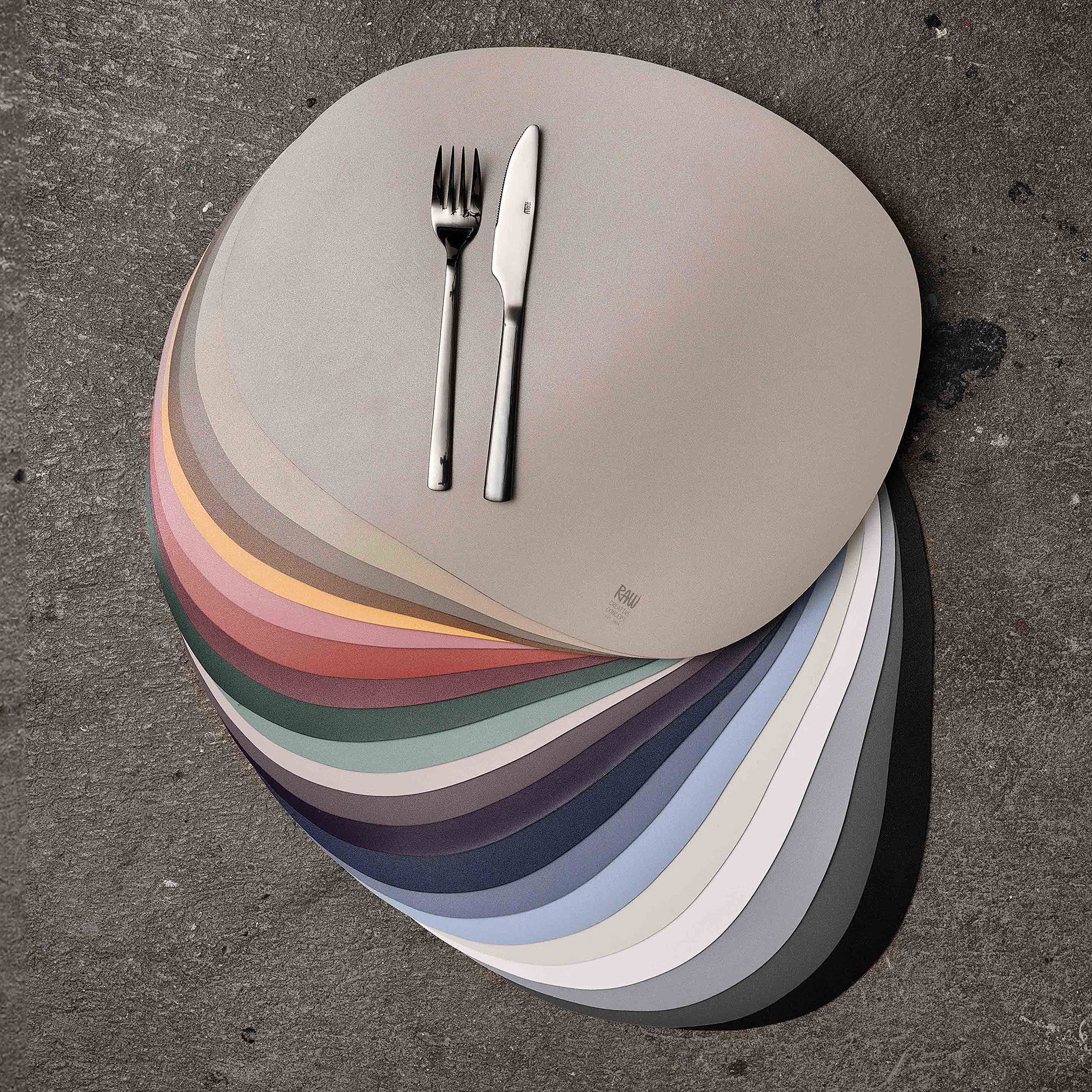 RAW dækkeserviet soft surface dark blue