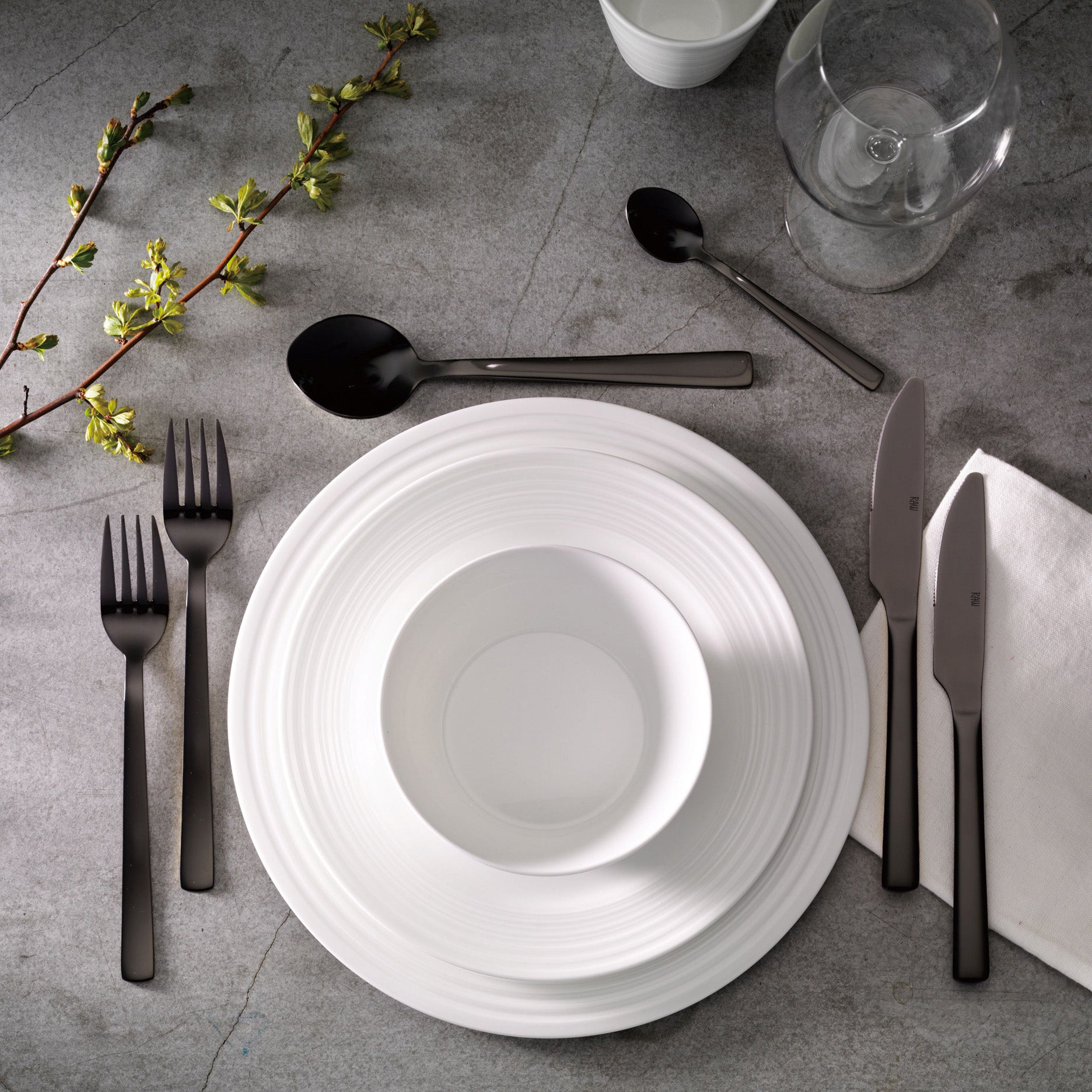 RAW bestiksæt 16 dele sortfarvet