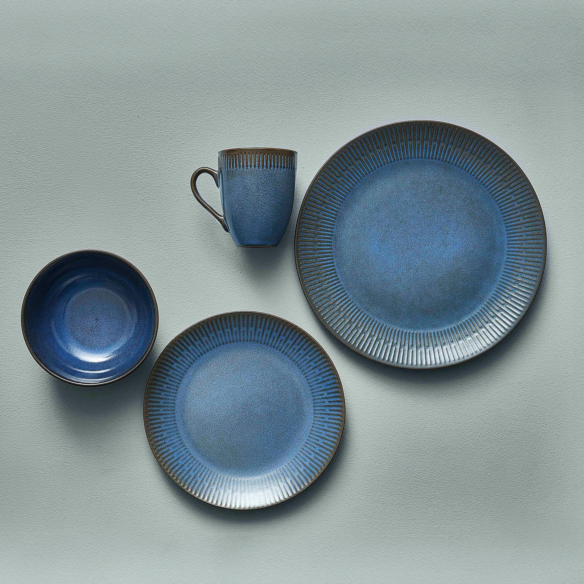 Relief krus 30 cl stentøj blå