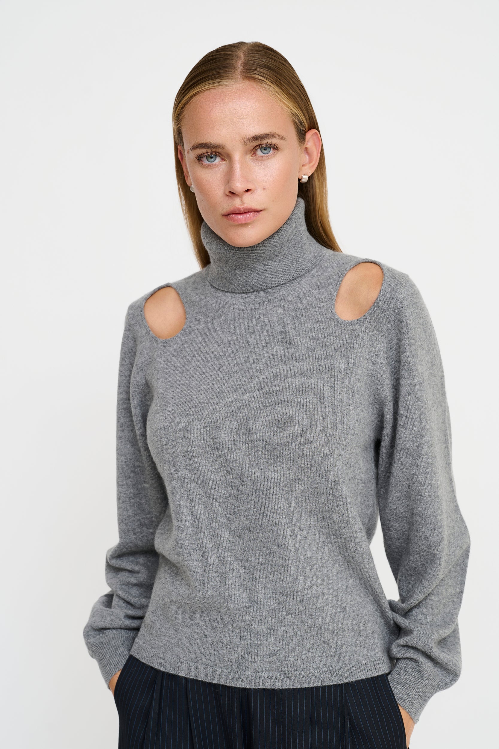 CREugenia Strik Sweater