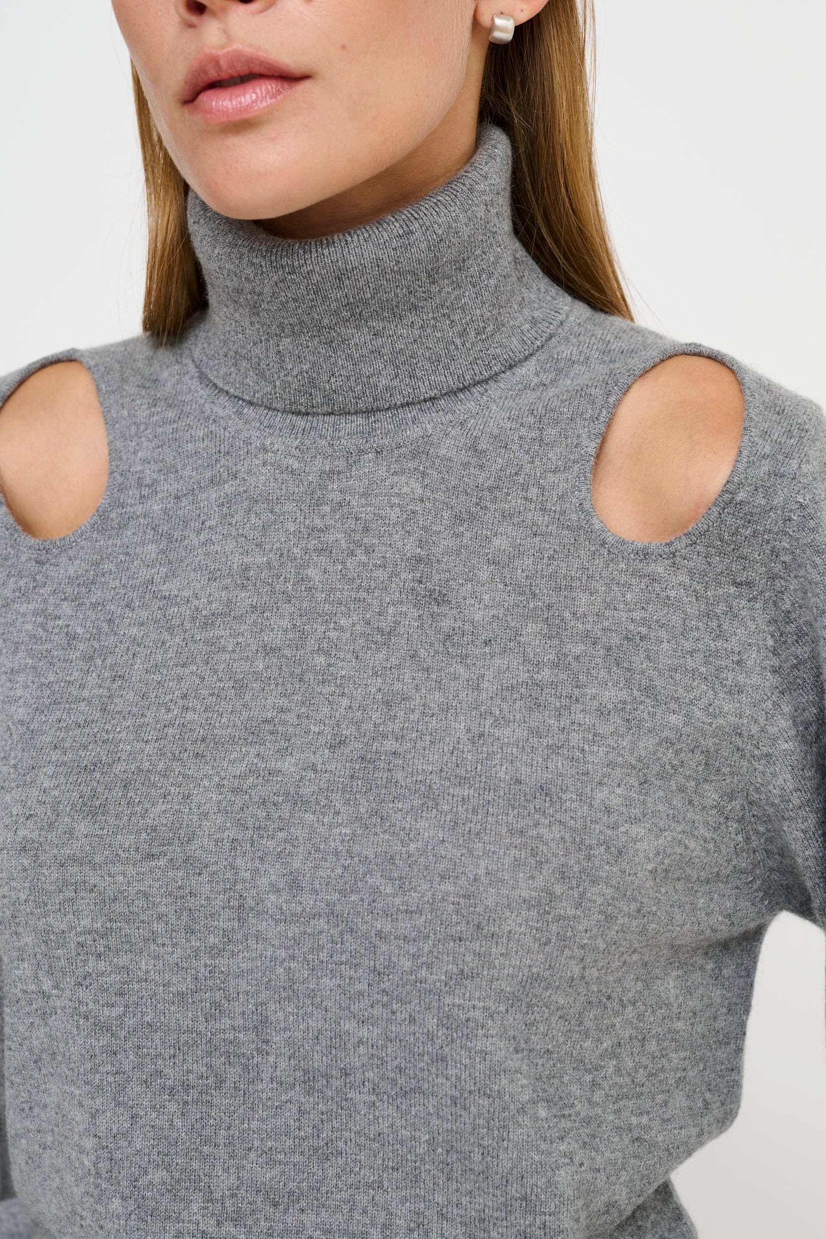 CREugenia Strik Sweater