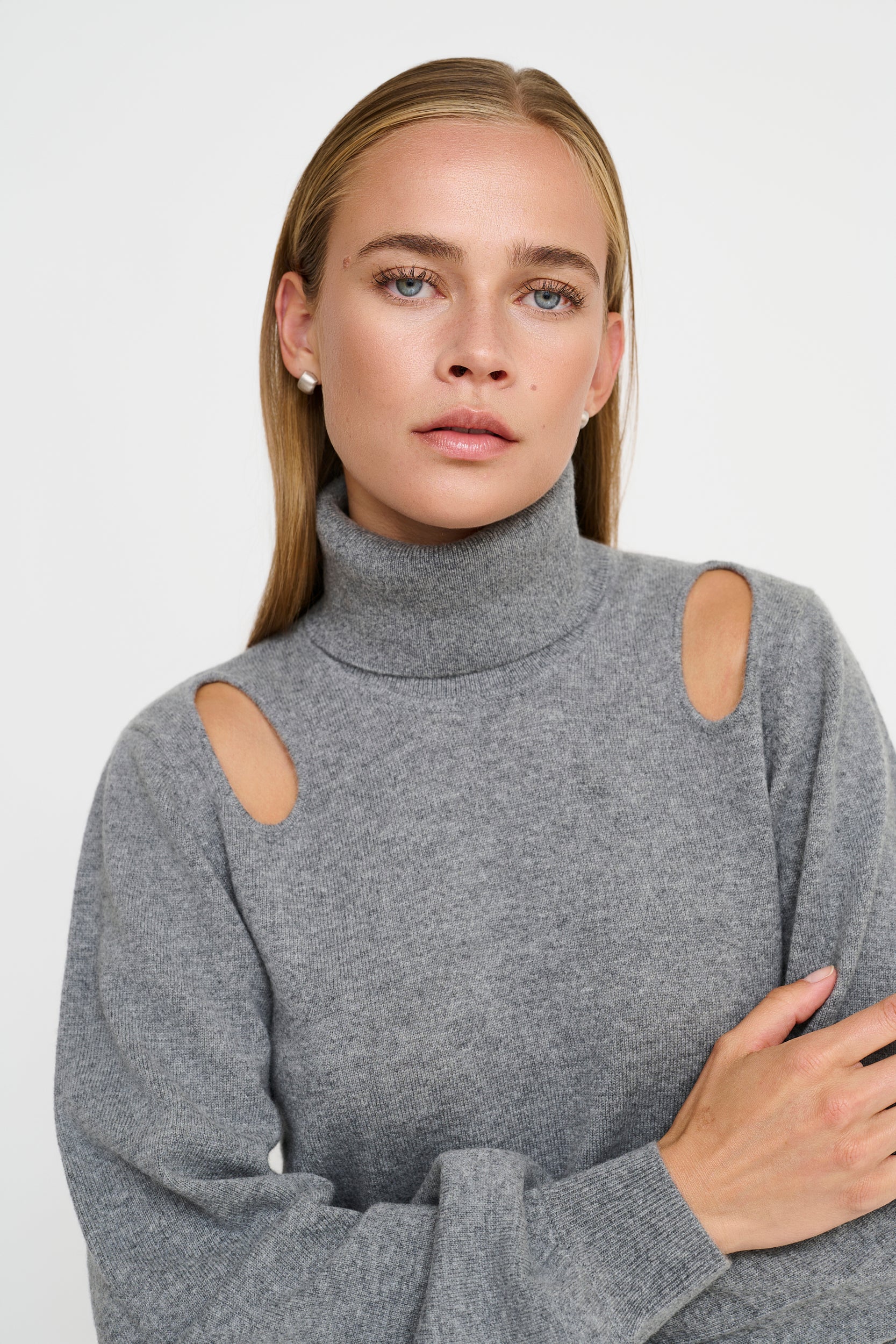 CREugenia Strik Sweater