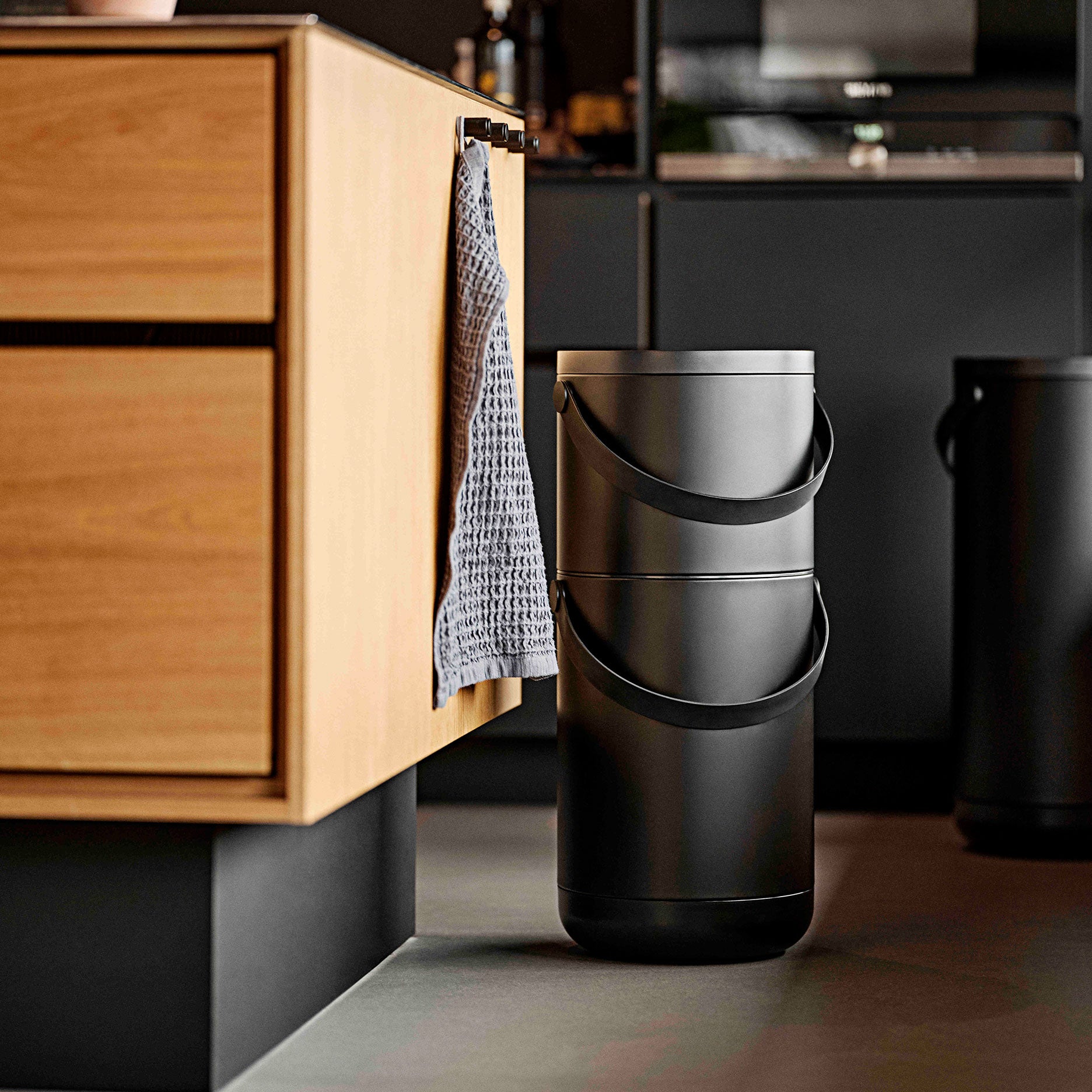 Circular affaldsspand 22+12 L