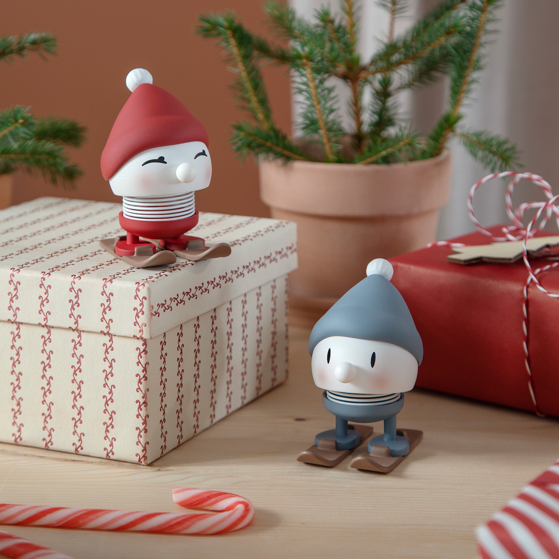 Soft Skiing Bumble lille sky