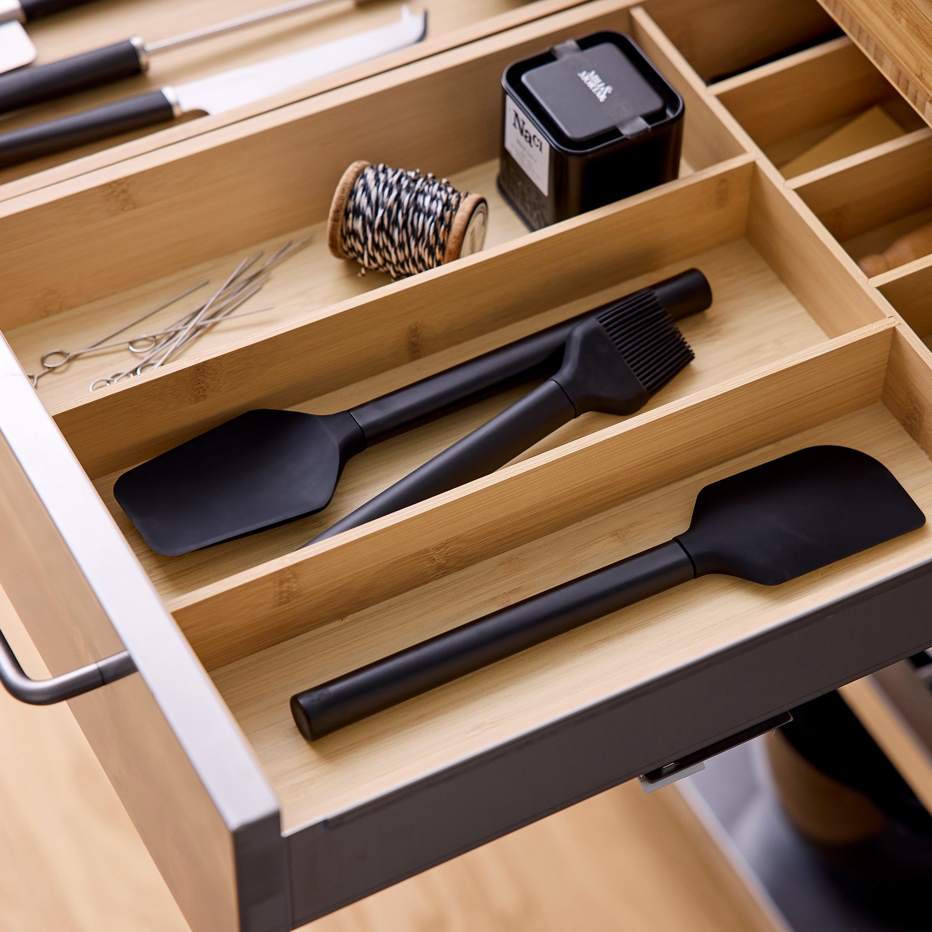 Emma bagepensel sort