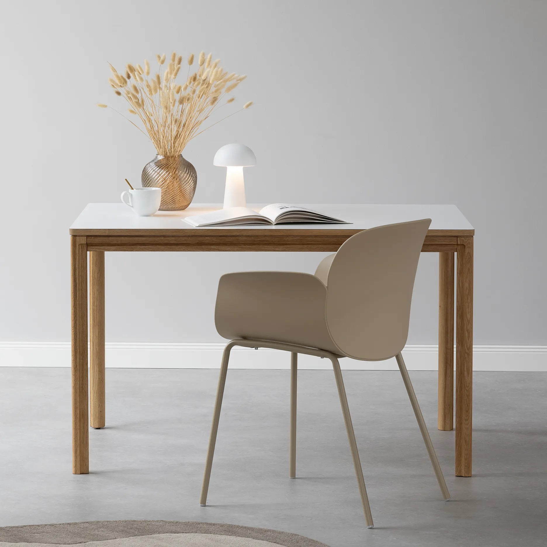 New Carver spisebord/skrivebord