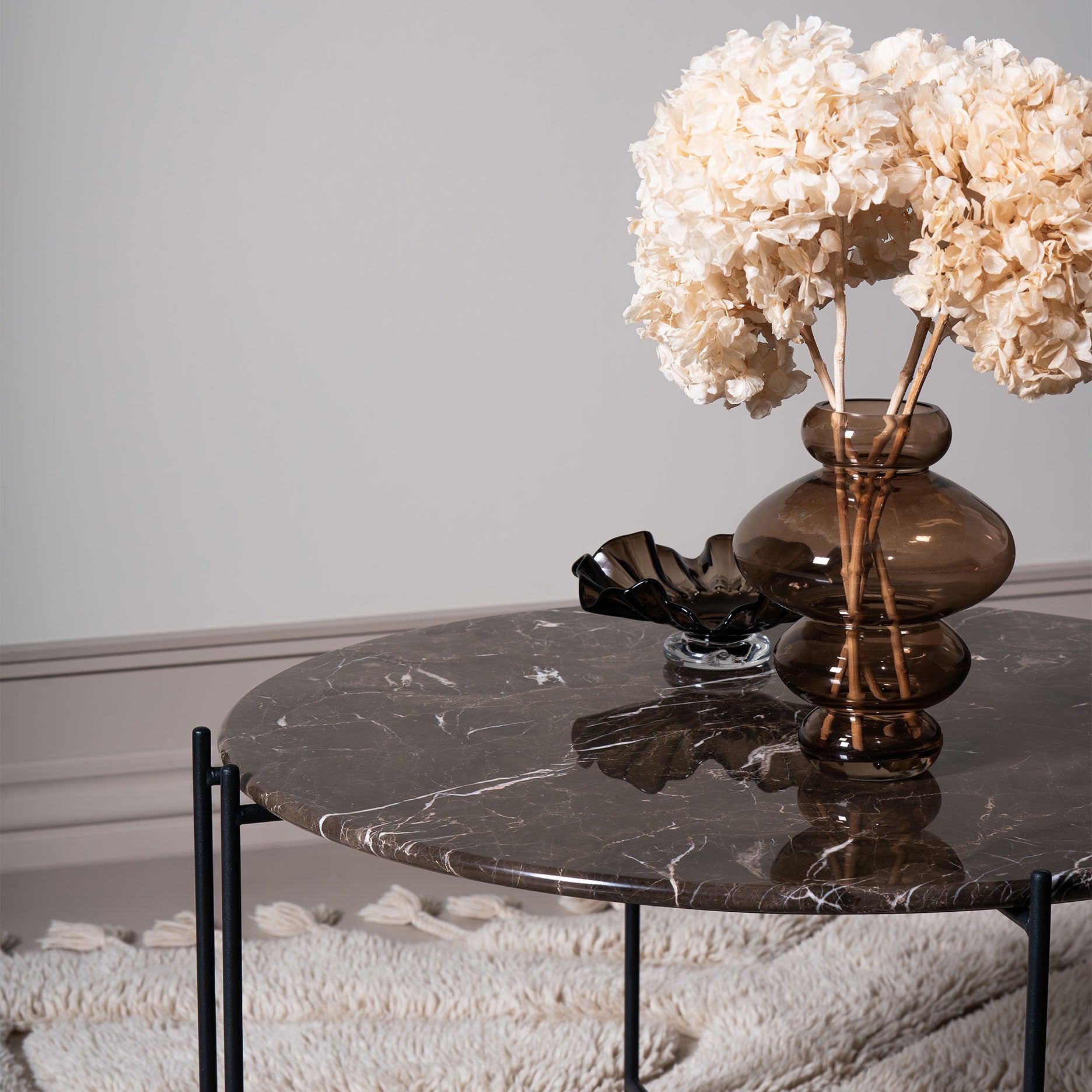 Viola III sofabord i marmor Ø82 cm