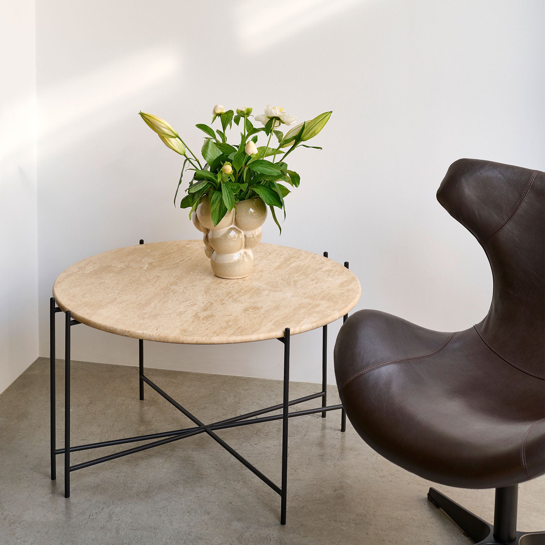 Viola III sofabord i  travertin Ø80 cm