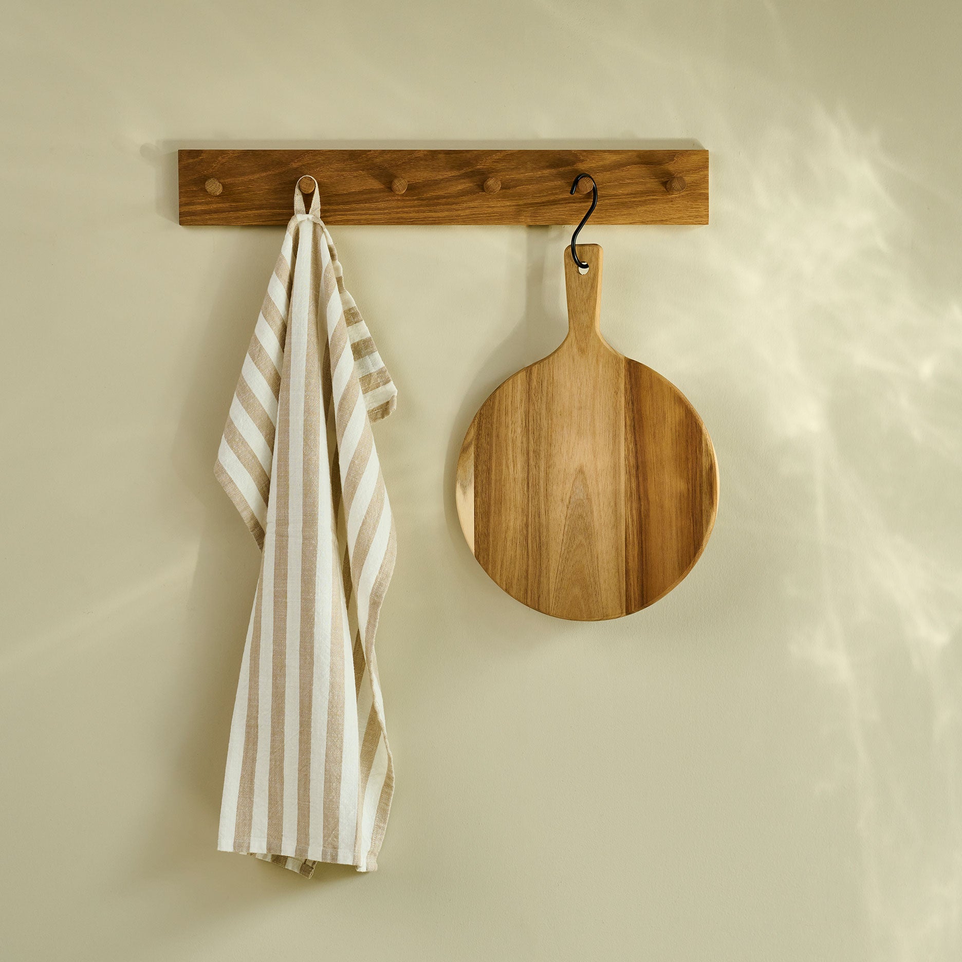 Samsø Vintage knagerække i FSC certificeret egetræ, L60 cm