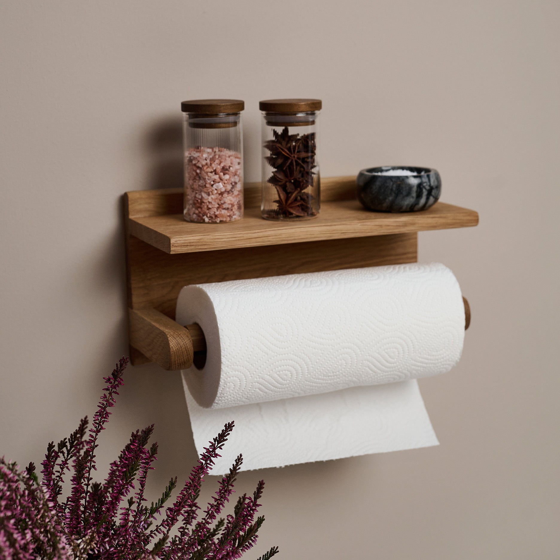 Wood II køkkenrulleholder FSC-certificeret egetræ