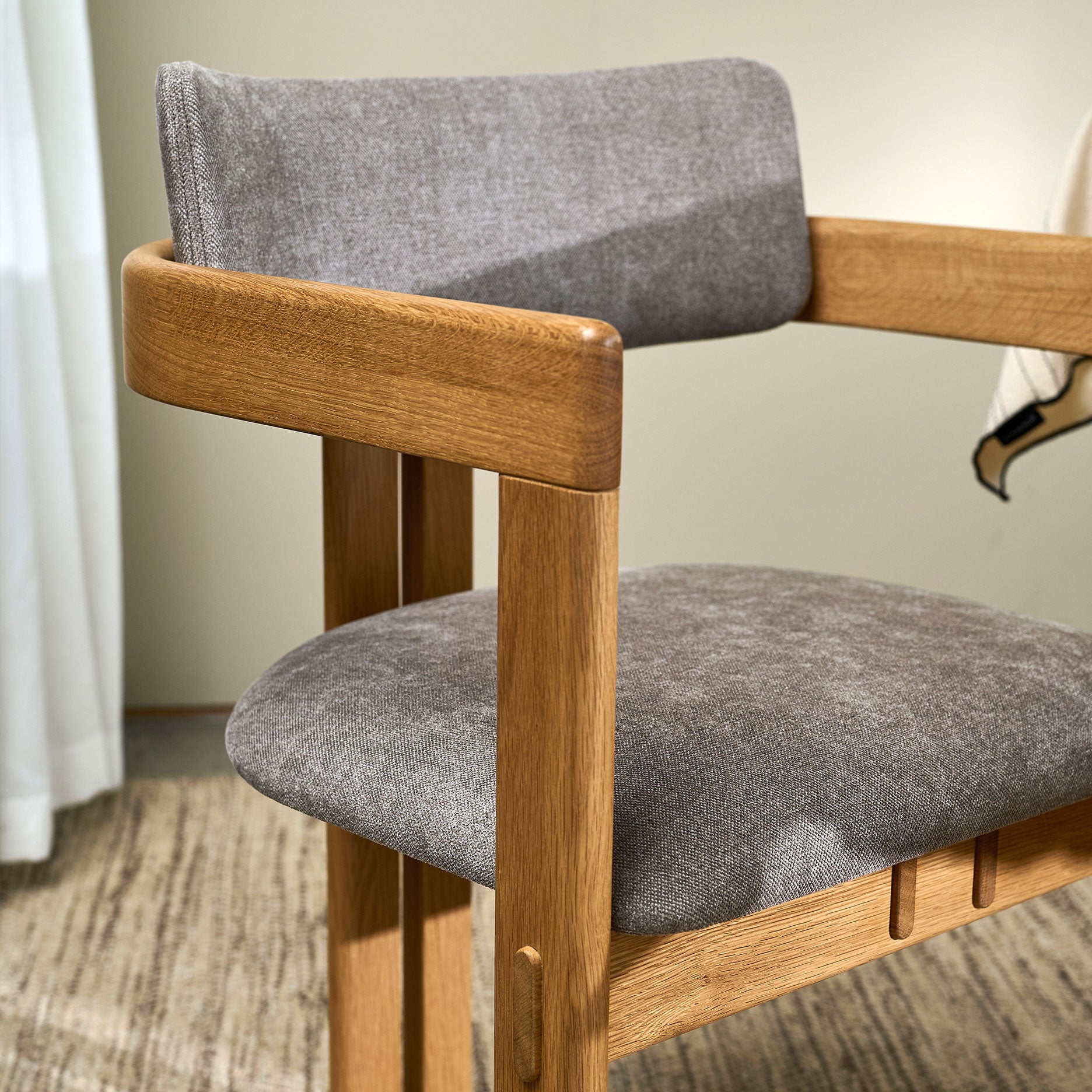 Osaka spisebordsstol m. armlæn