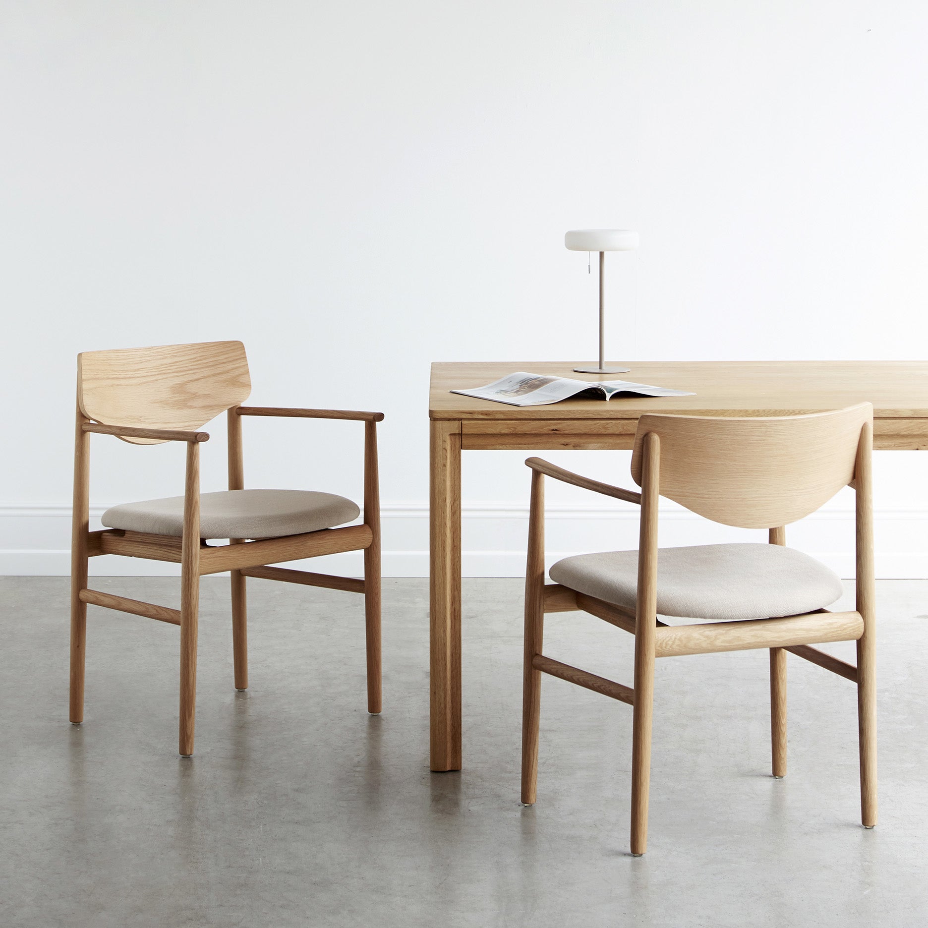 Celeste spisebordsstol m. armlæn - Stof