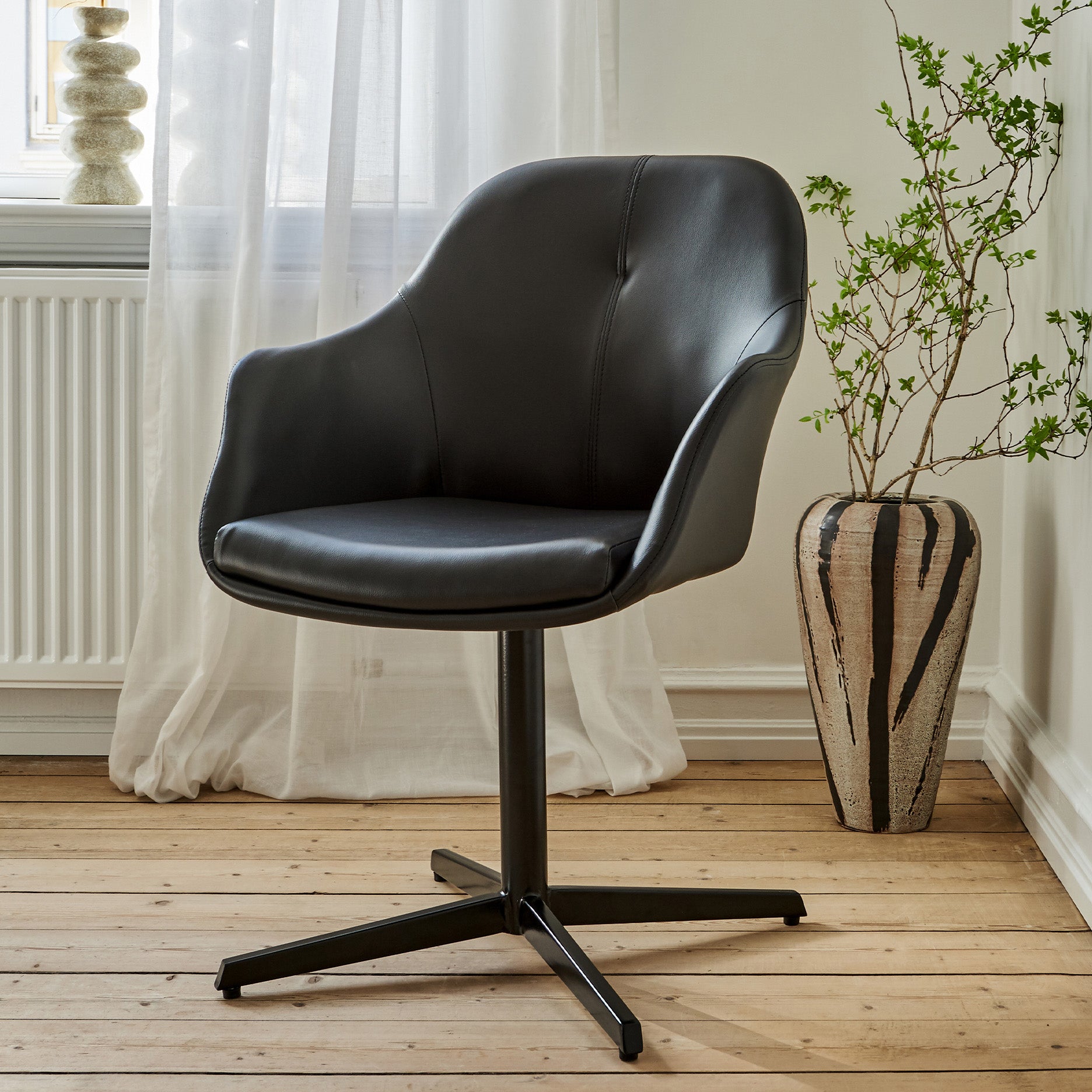 New Age læder m. drejefod