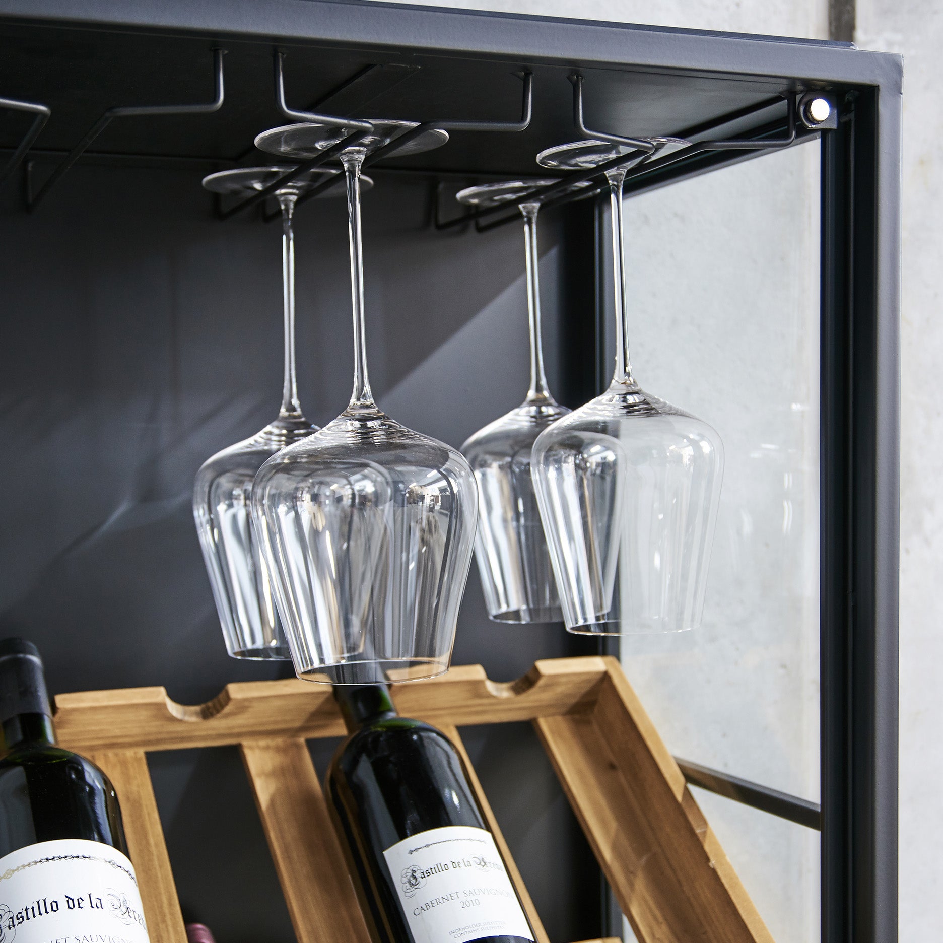 Mason II lille vinskab