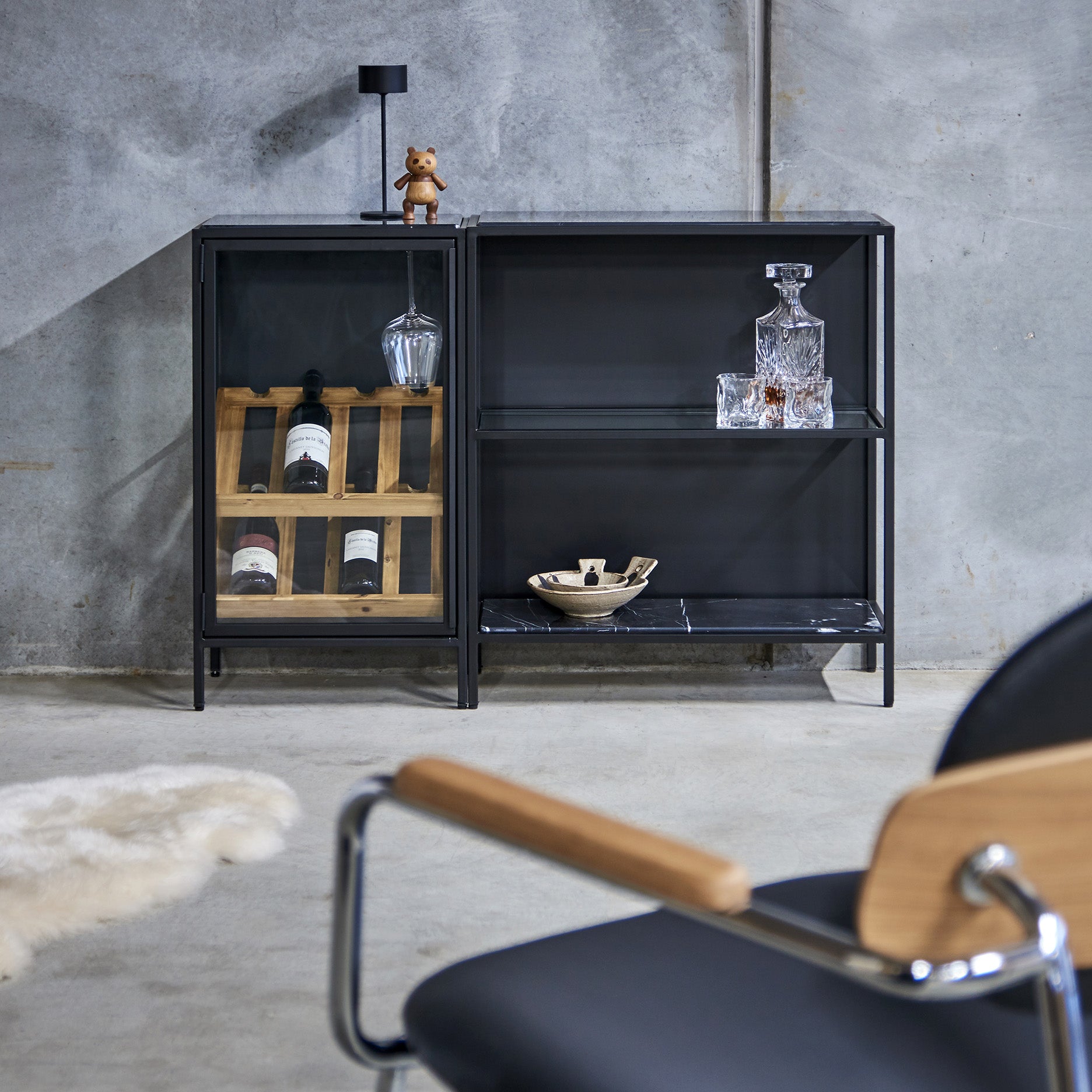 Mason II lille vinskab