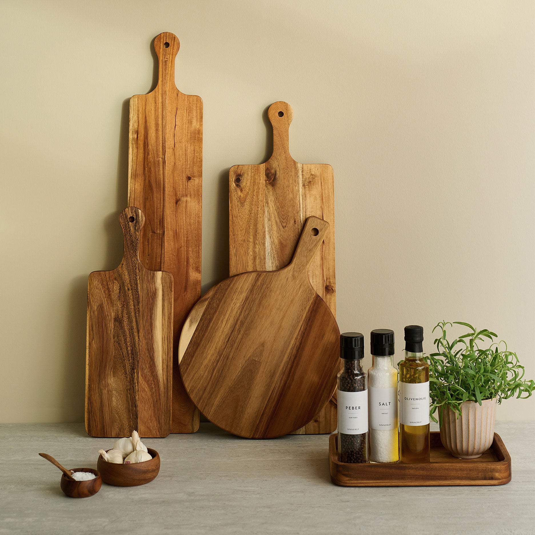 Auri akacie tapasbræt 20x62 cm