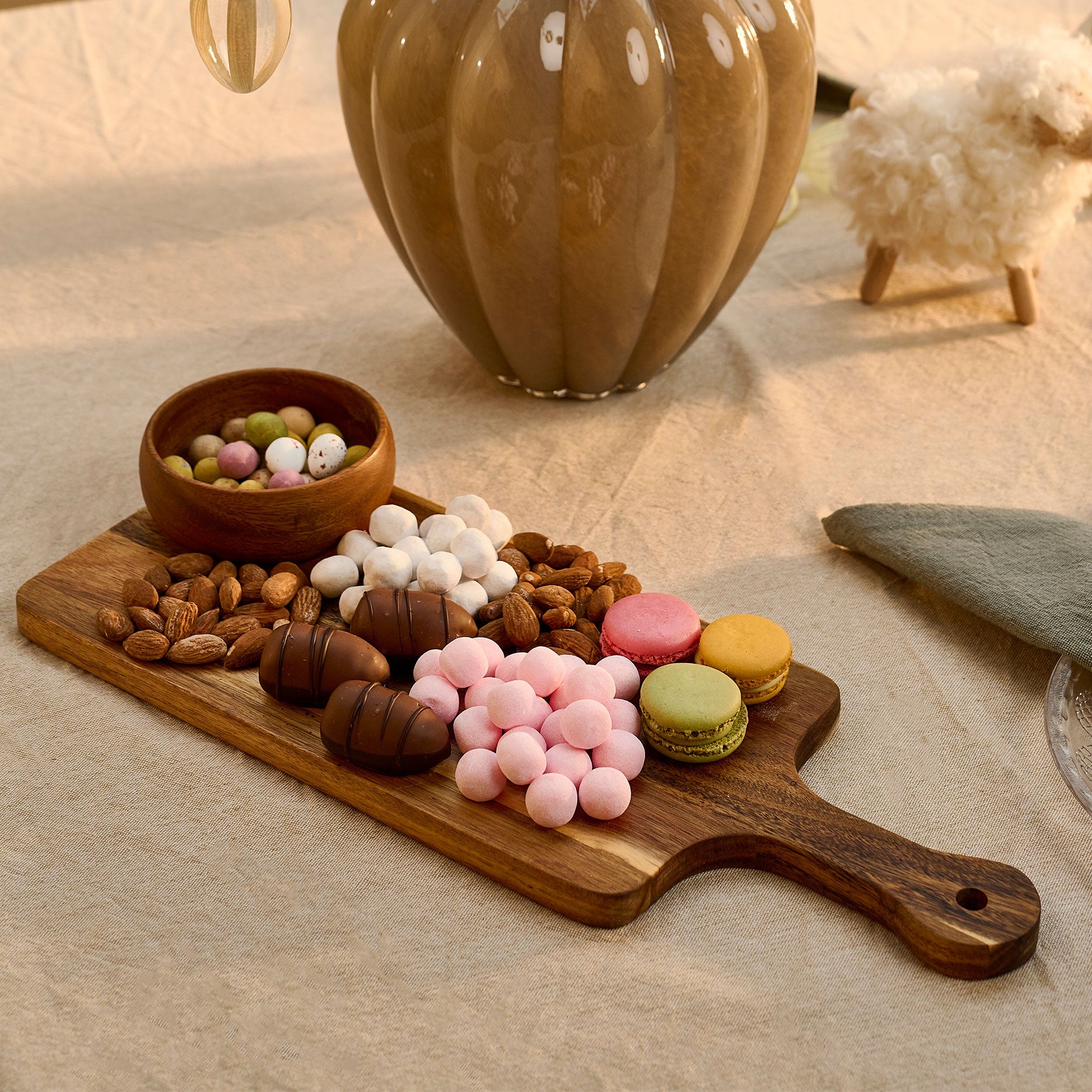 Auri akacie tapasbræt 16x42 cm