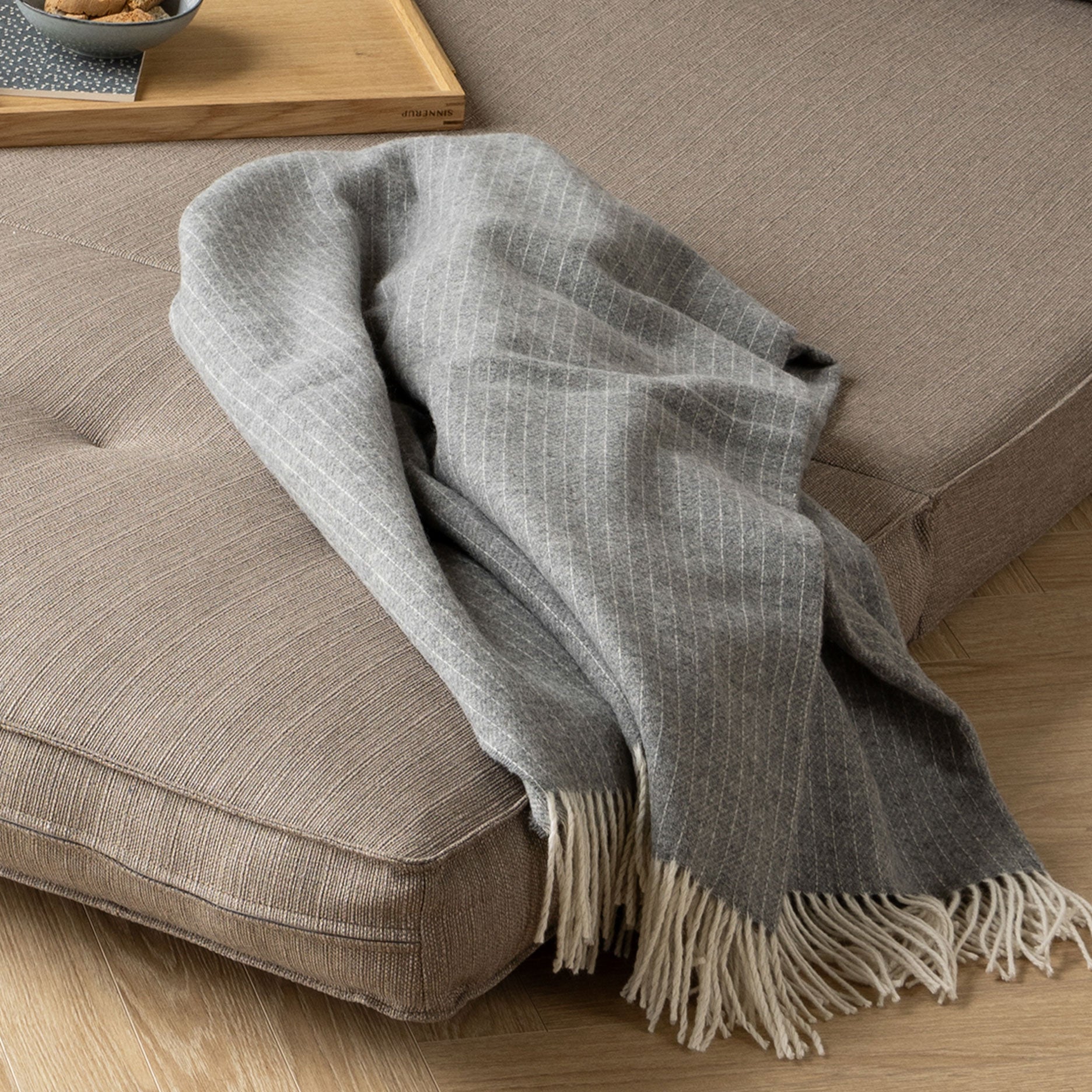 Gjern uldplaid 140x200 cm.