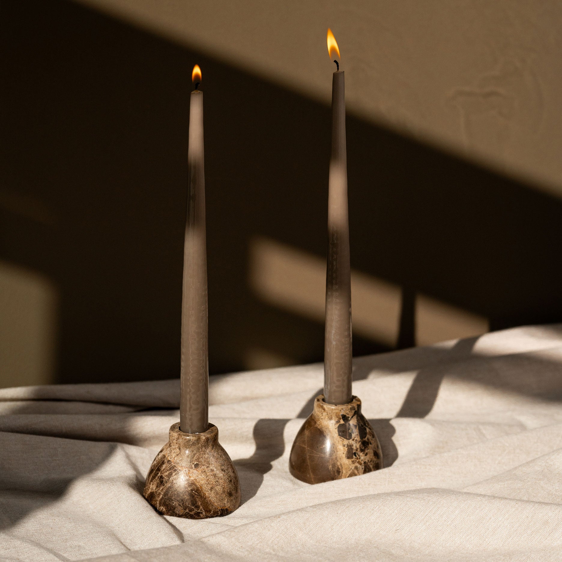 Lysestage i marmor Ø7,5 cm.