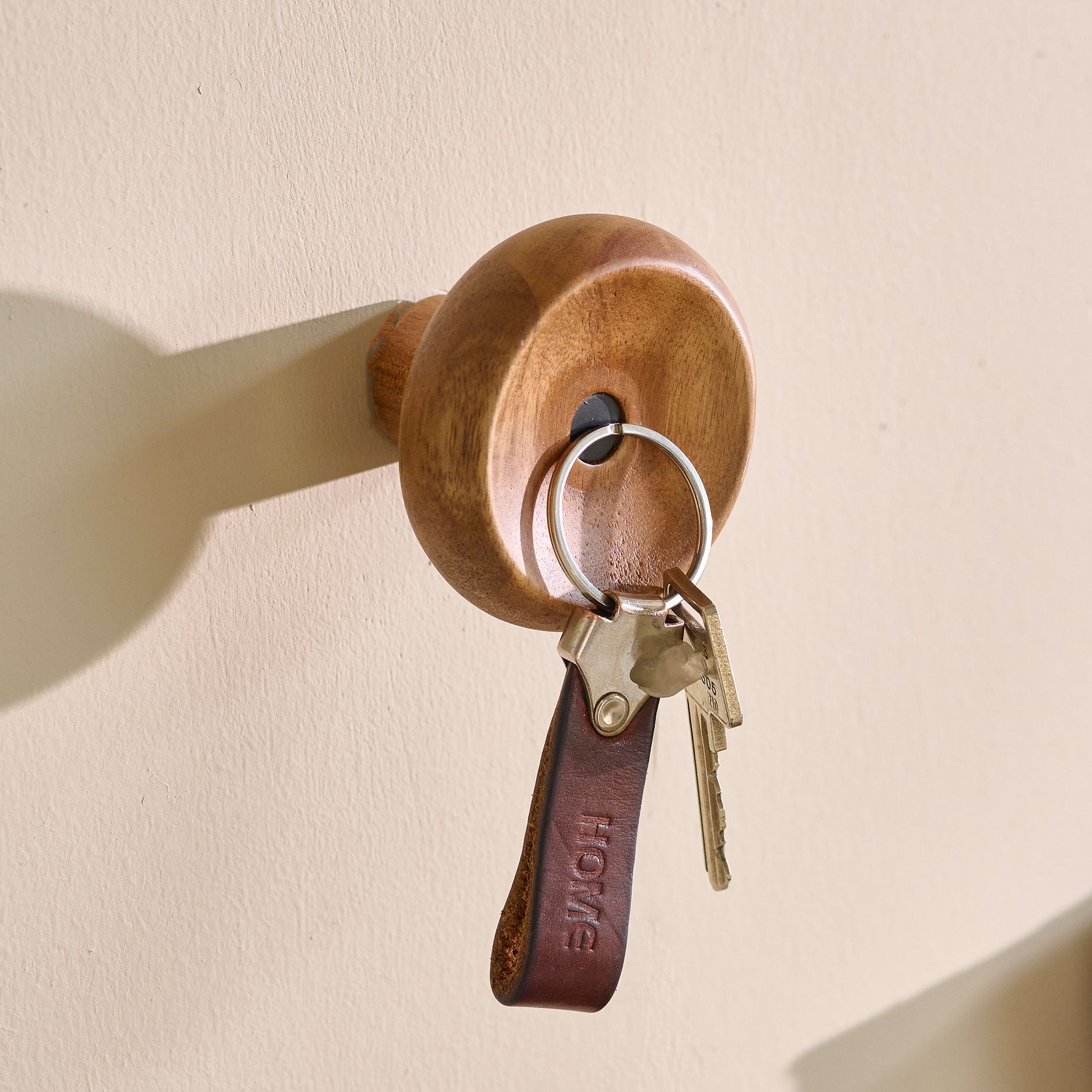 Auri Akacie Knag m. magnet