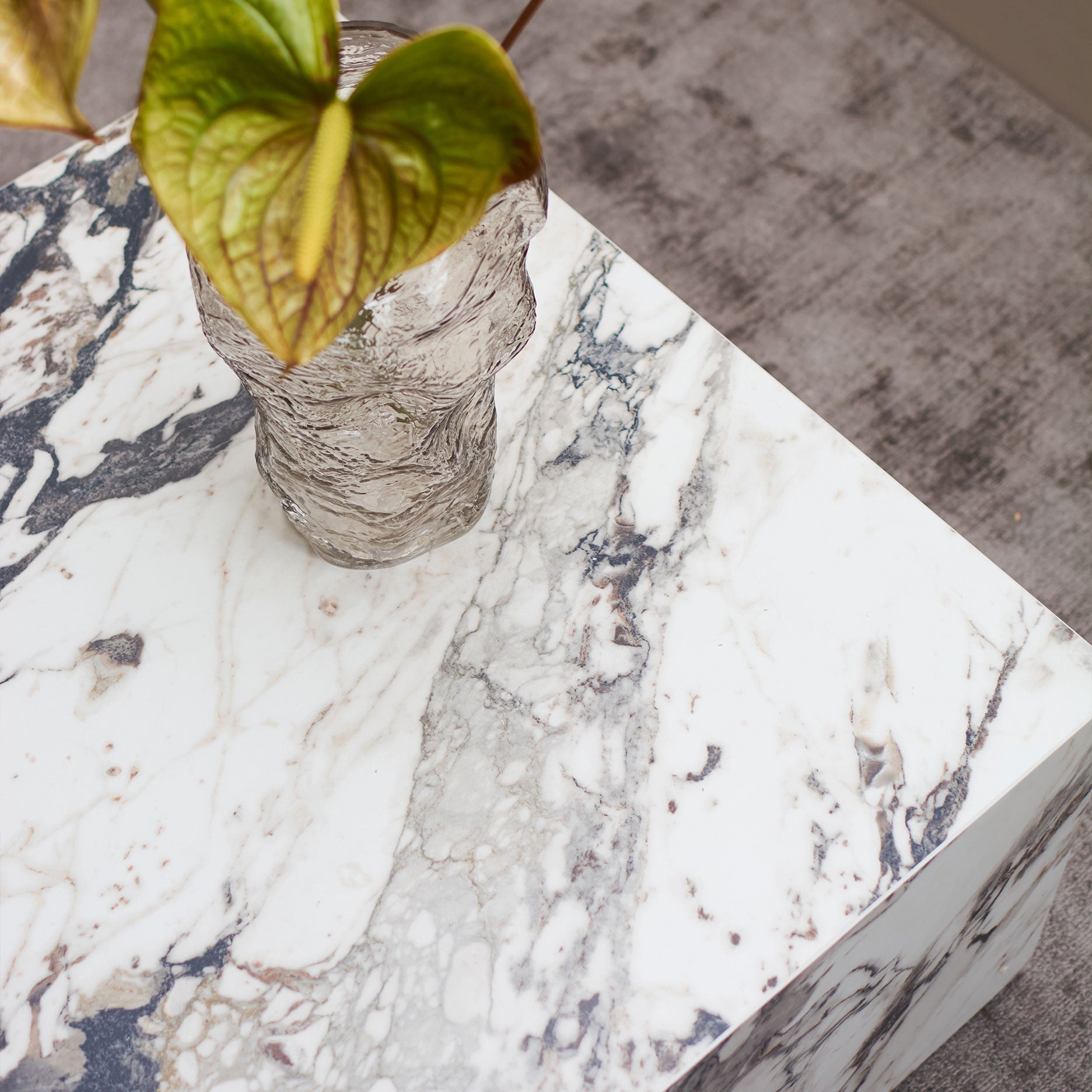 Montes II sofabord 70x70 cm