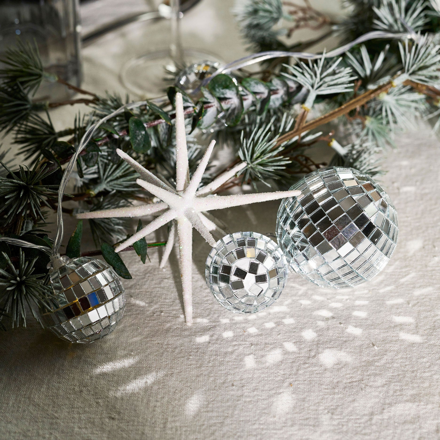 Disco dekorationskugle stor  6 stk.