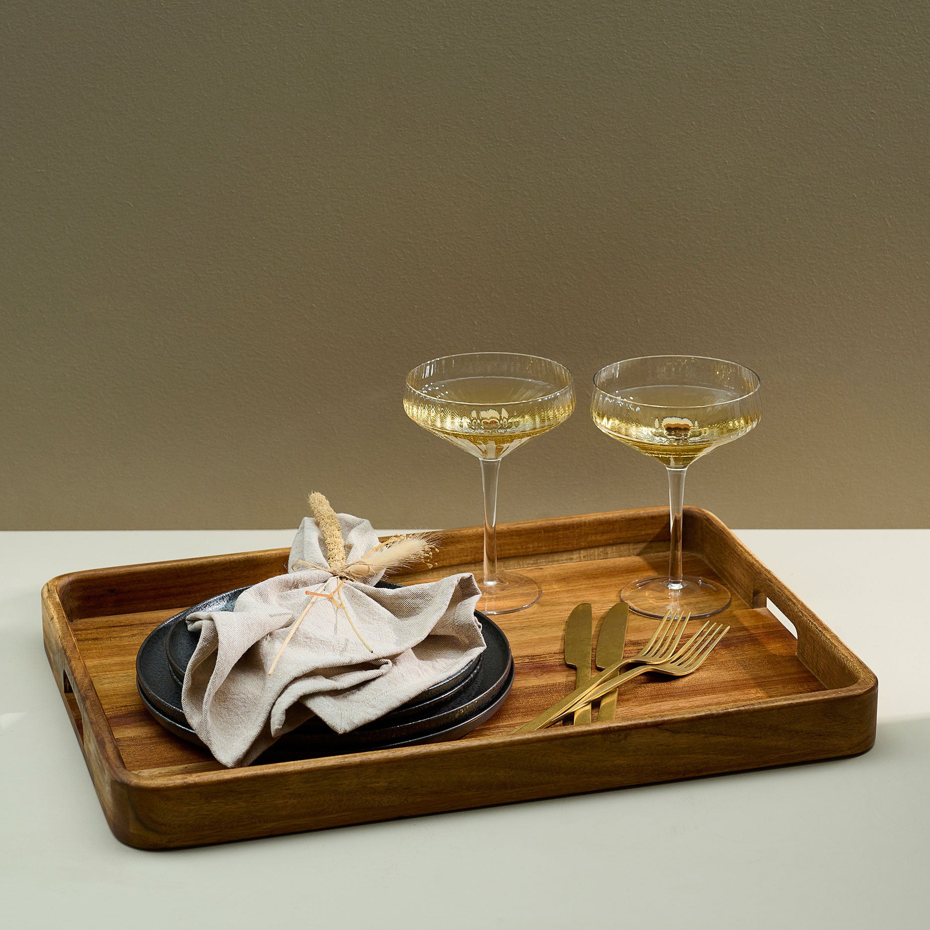 Auri akacie bakke m. håndtag