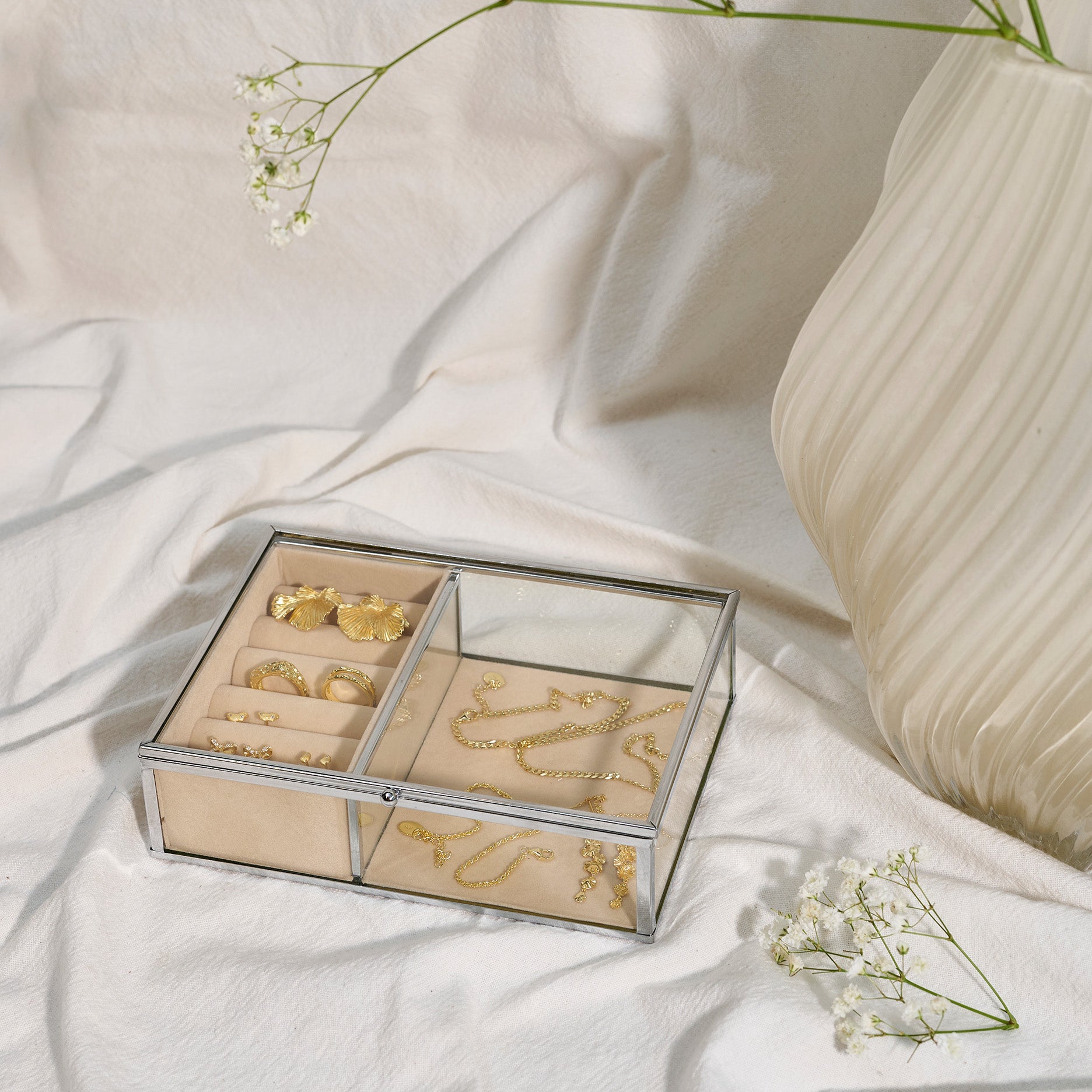 Smykkeskrin m. to rum