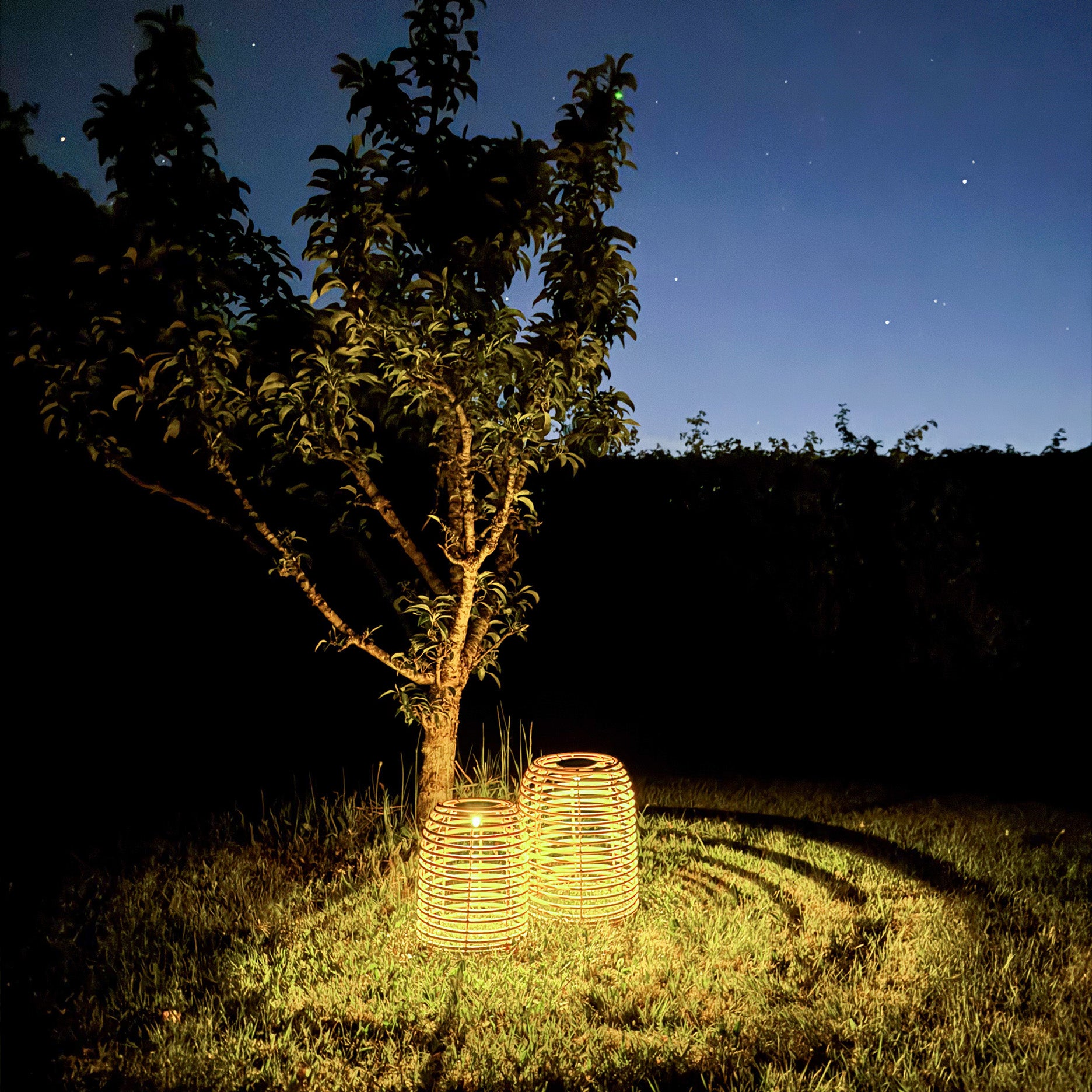 Beehive solcellelampe H25 cm