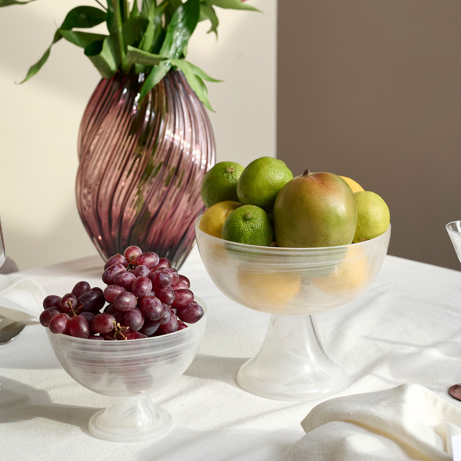 Cotton Candy skål på fod Ø13 cm