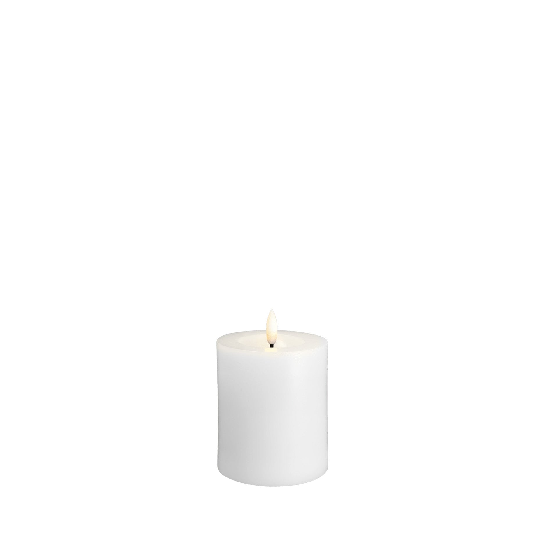 LED pillar candle 7,4x10 cm classic white
