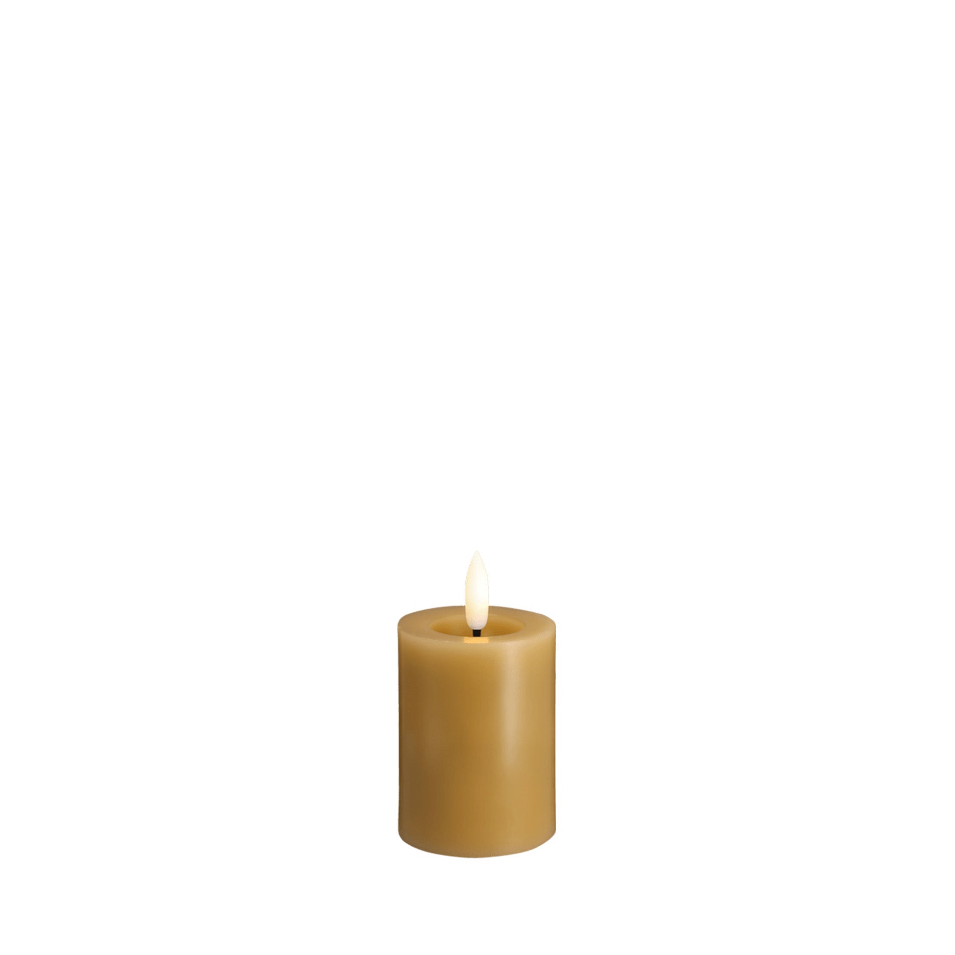 LED pillar candle 4,9x7,5 cm honey mustard