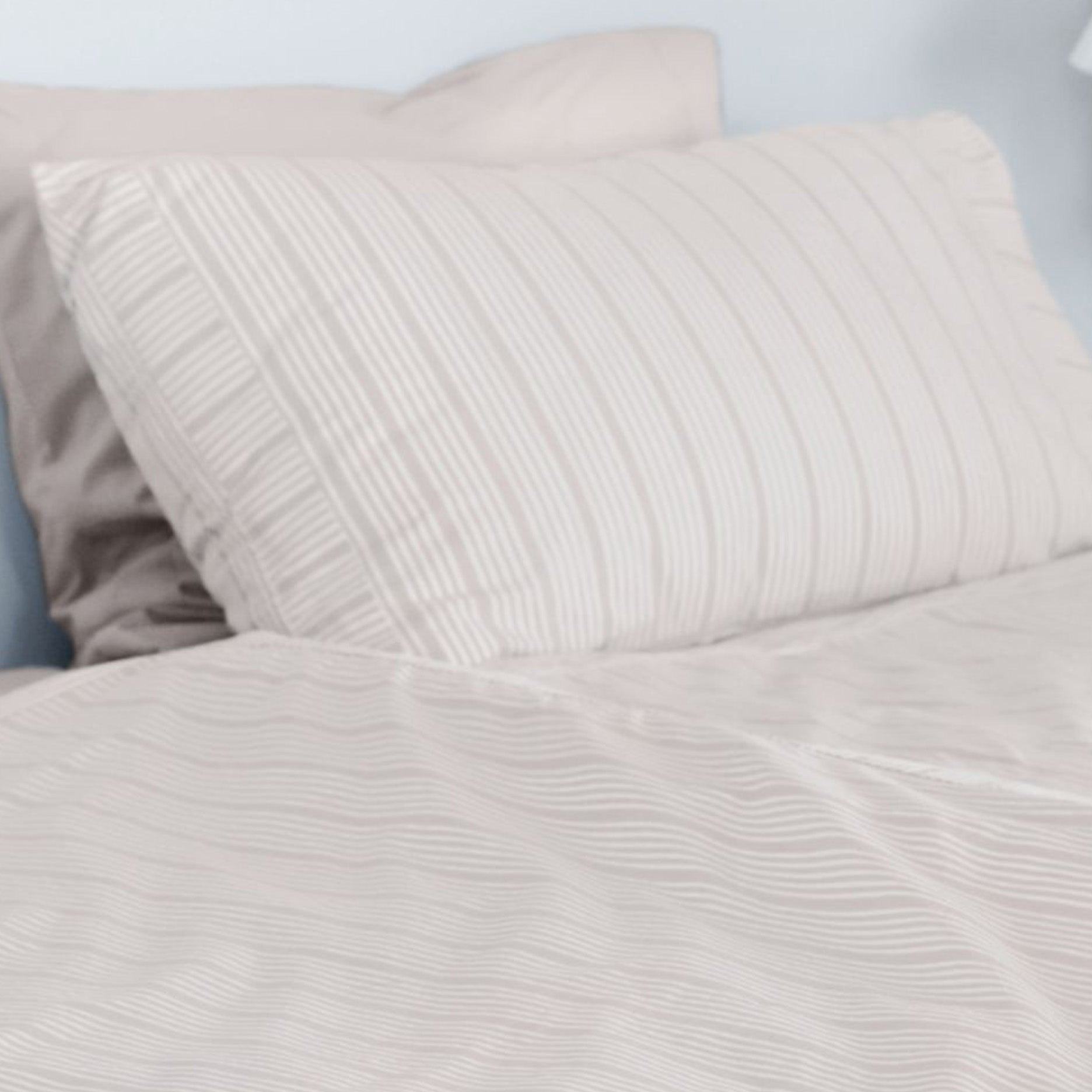 Sengetøj 140x220 cm sand/beige striber