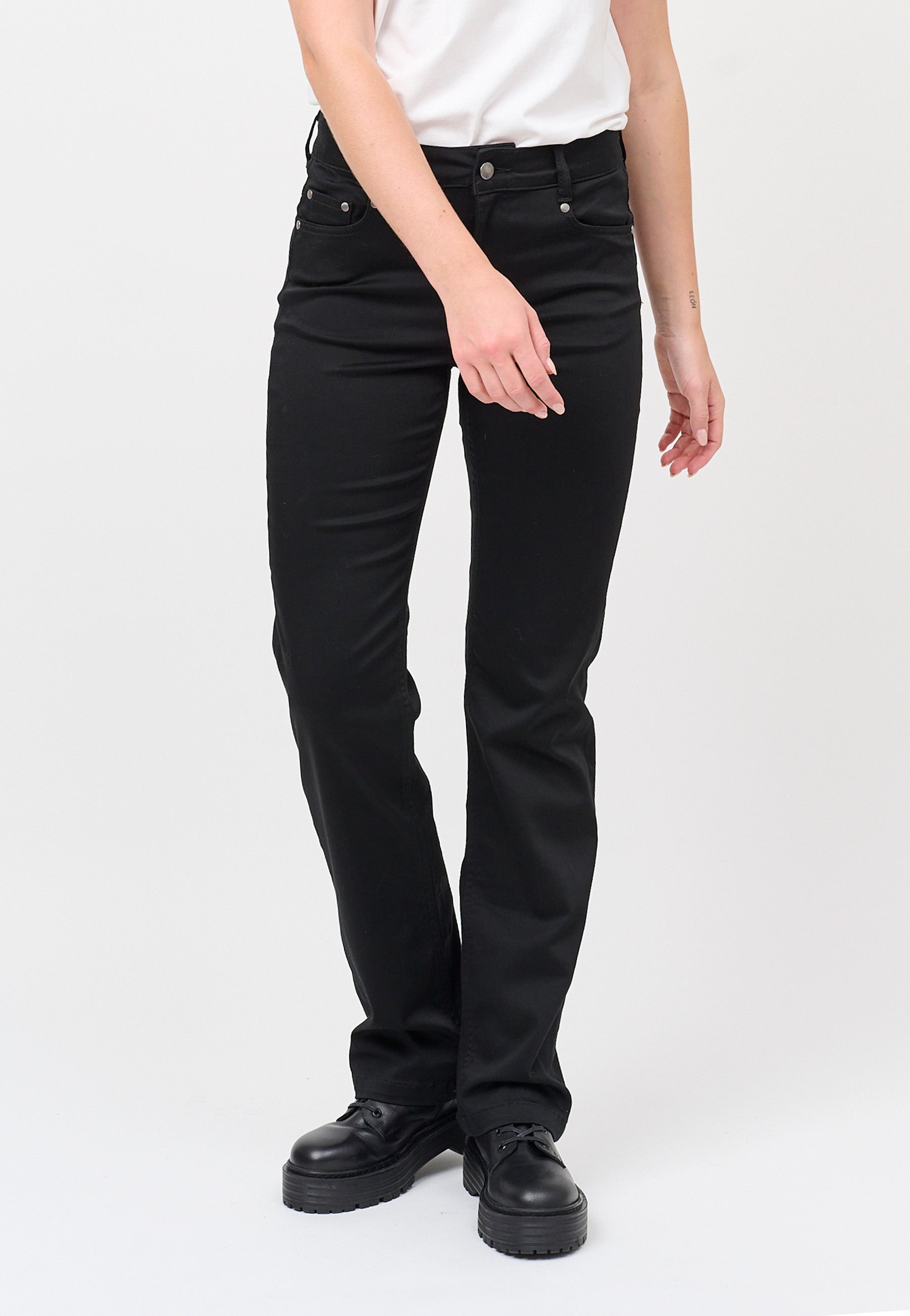 CRYolanda stay black jeans