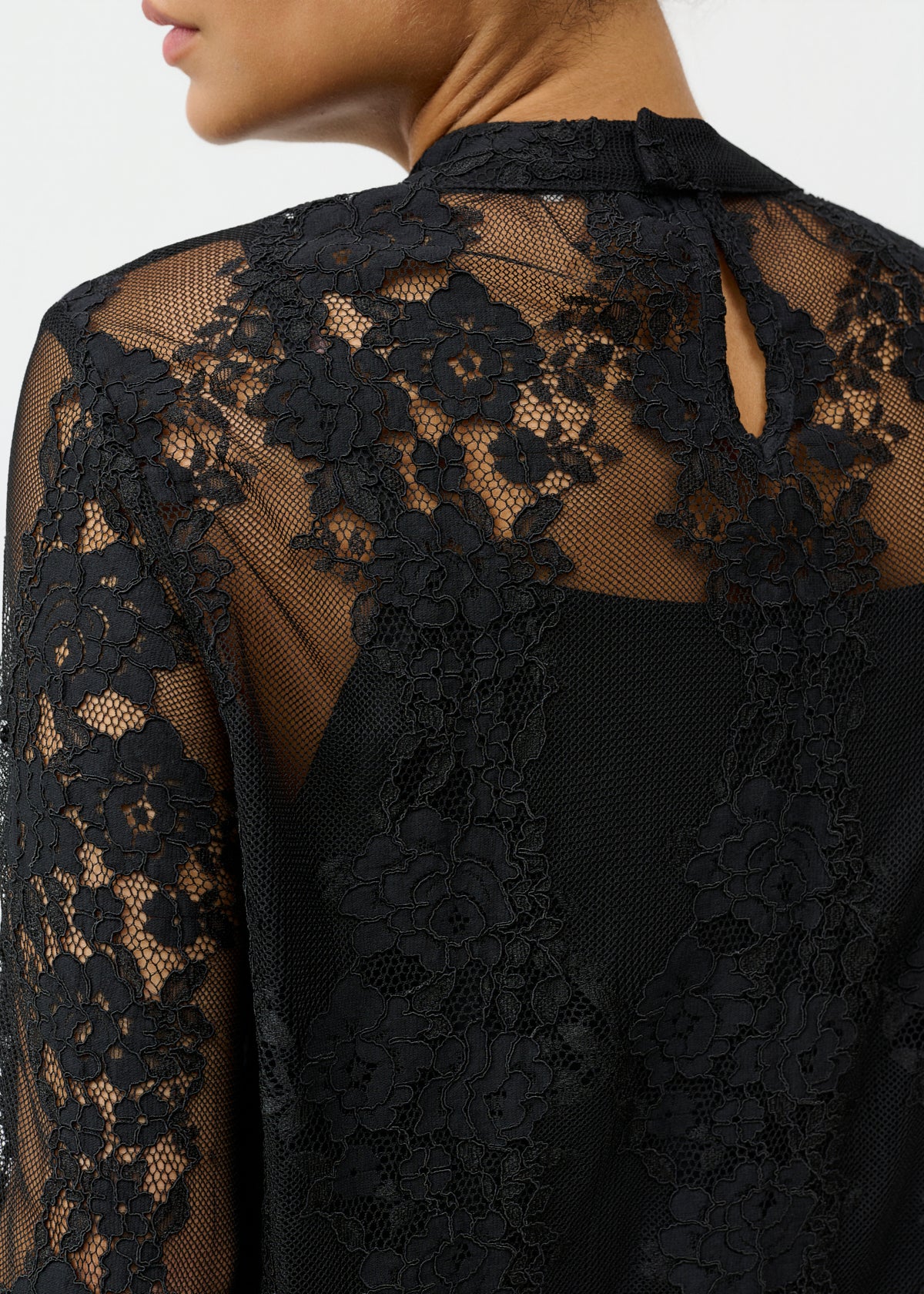 CRLacey Blondebluse