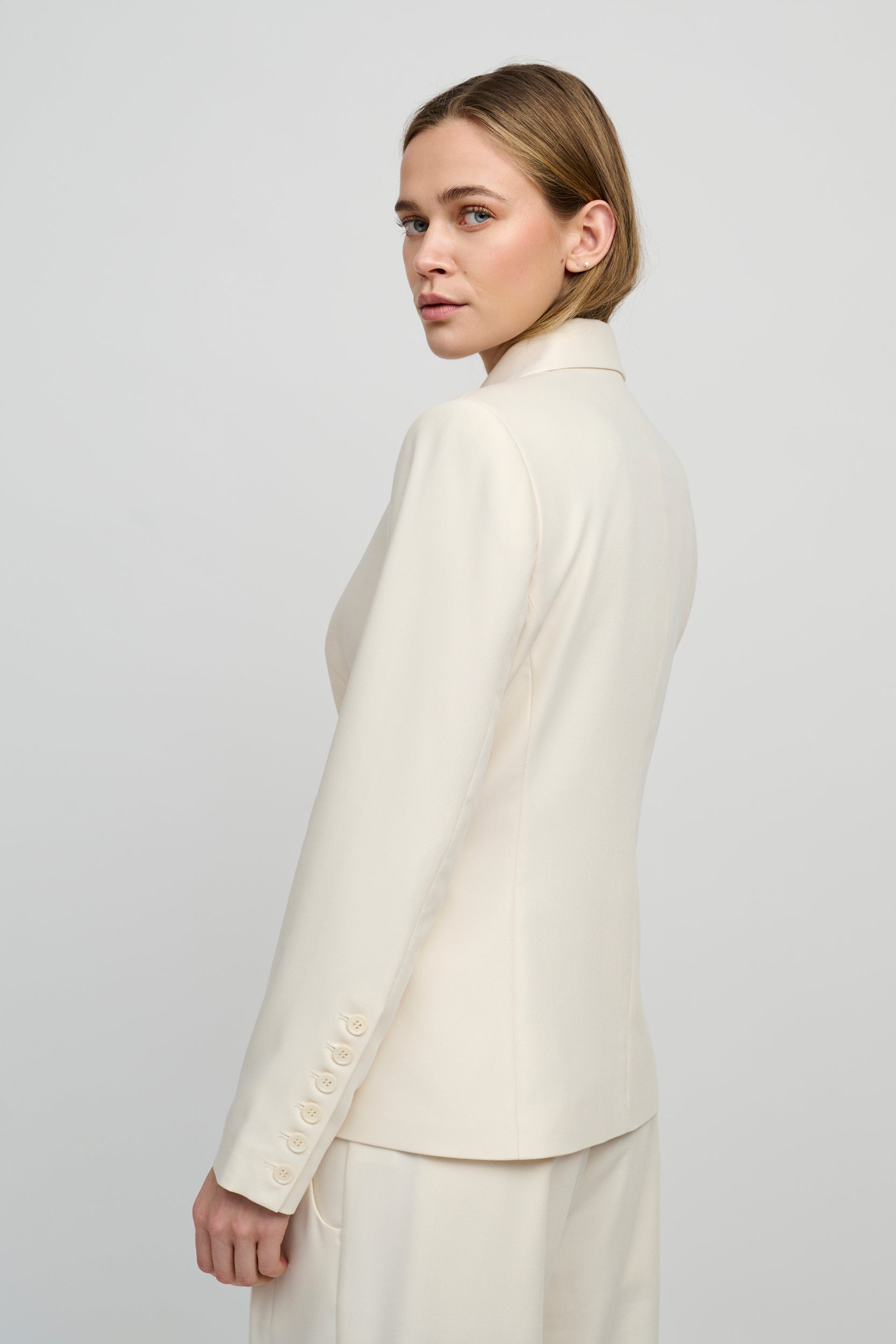 CRKimiko Fitted Blazer