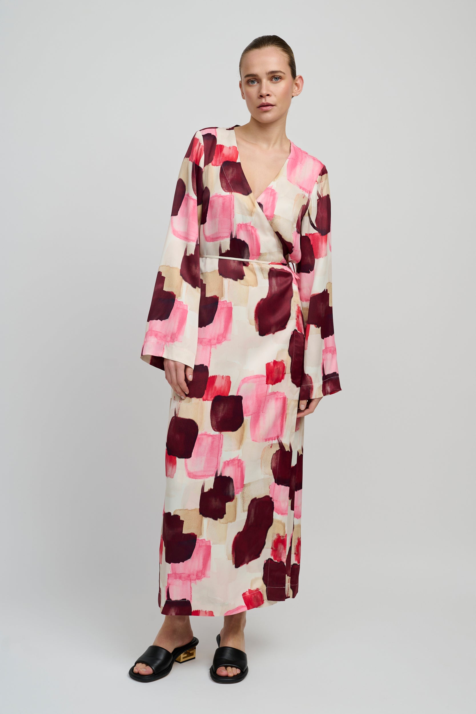 CRYuki Slå-Om-Kjole