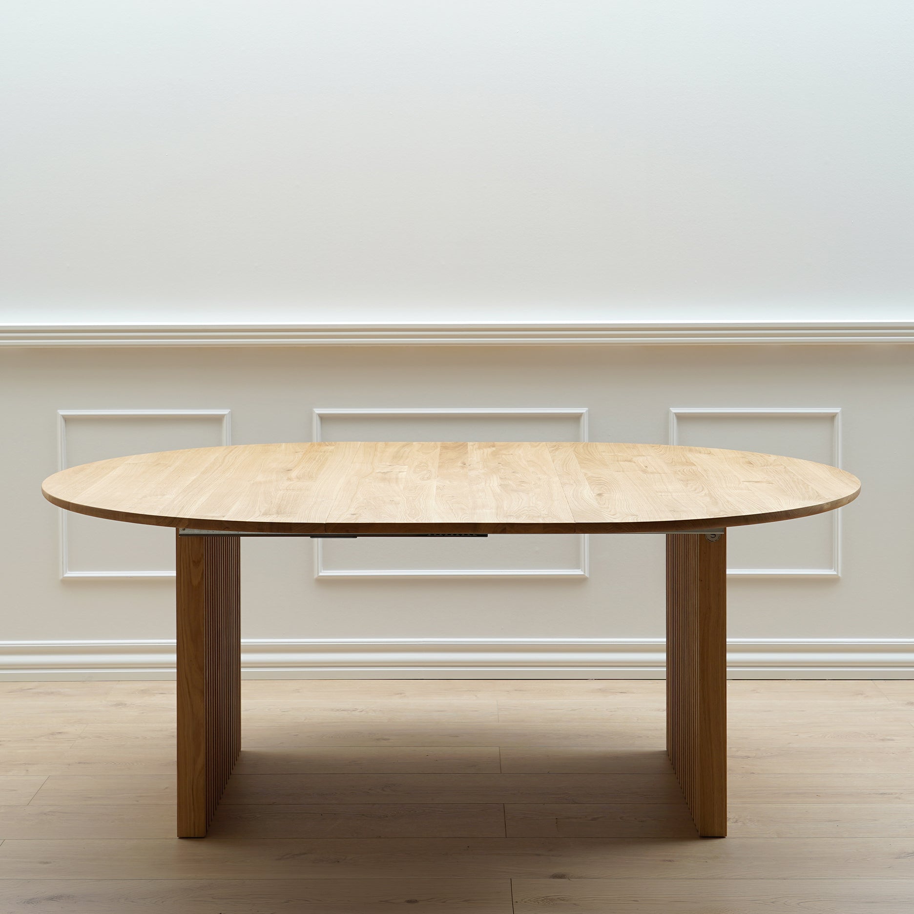 Vertigo Ø140 udtræksspisebord