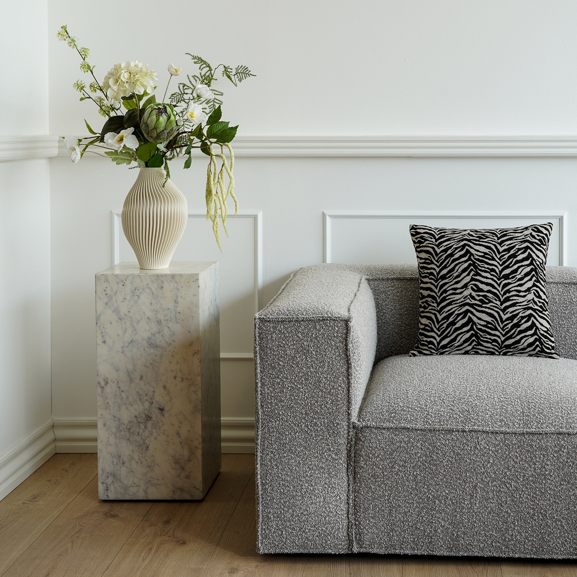 Hvid marmor podium H65 cm