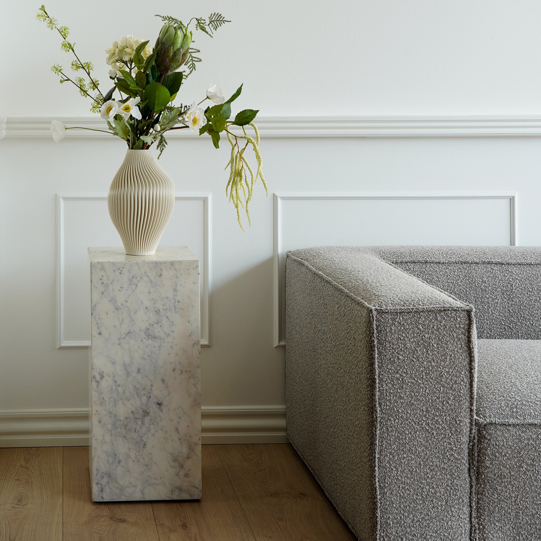 Hvid marmor podium H65 cm