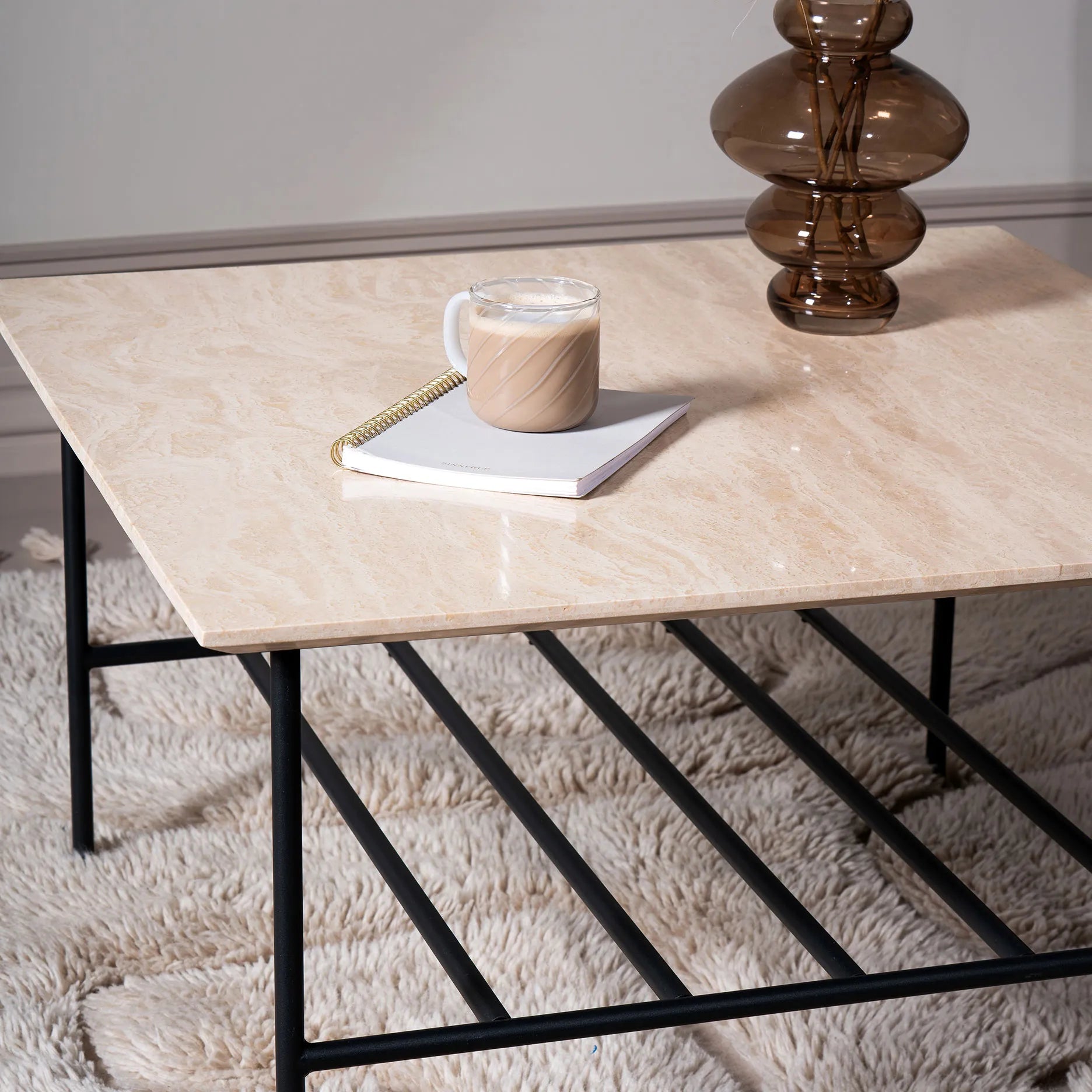 LINES II sofabord i travertin 80x80 cm